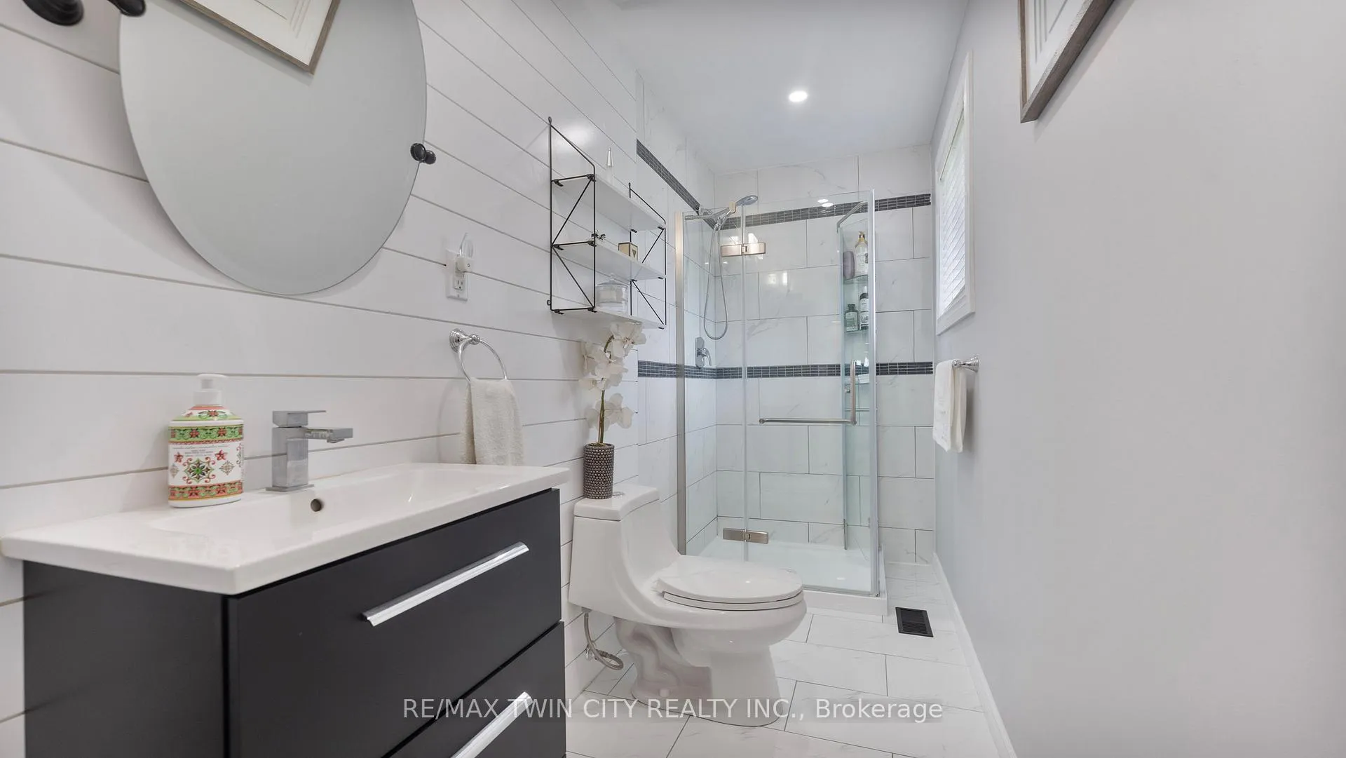 Photo 16 of 1651 Villa Nova Road, Norfolk, Bealton — HOMEH