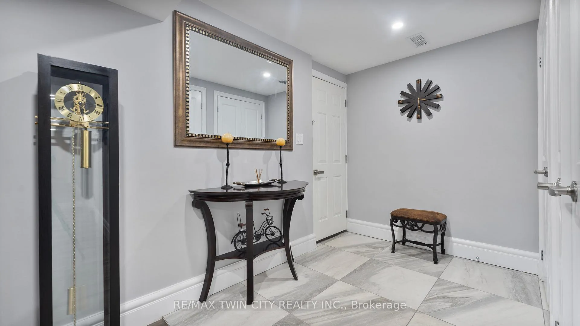 Photo 17 of 1651 Villa Nova Road, Norfolk, Bealton — HOMEH