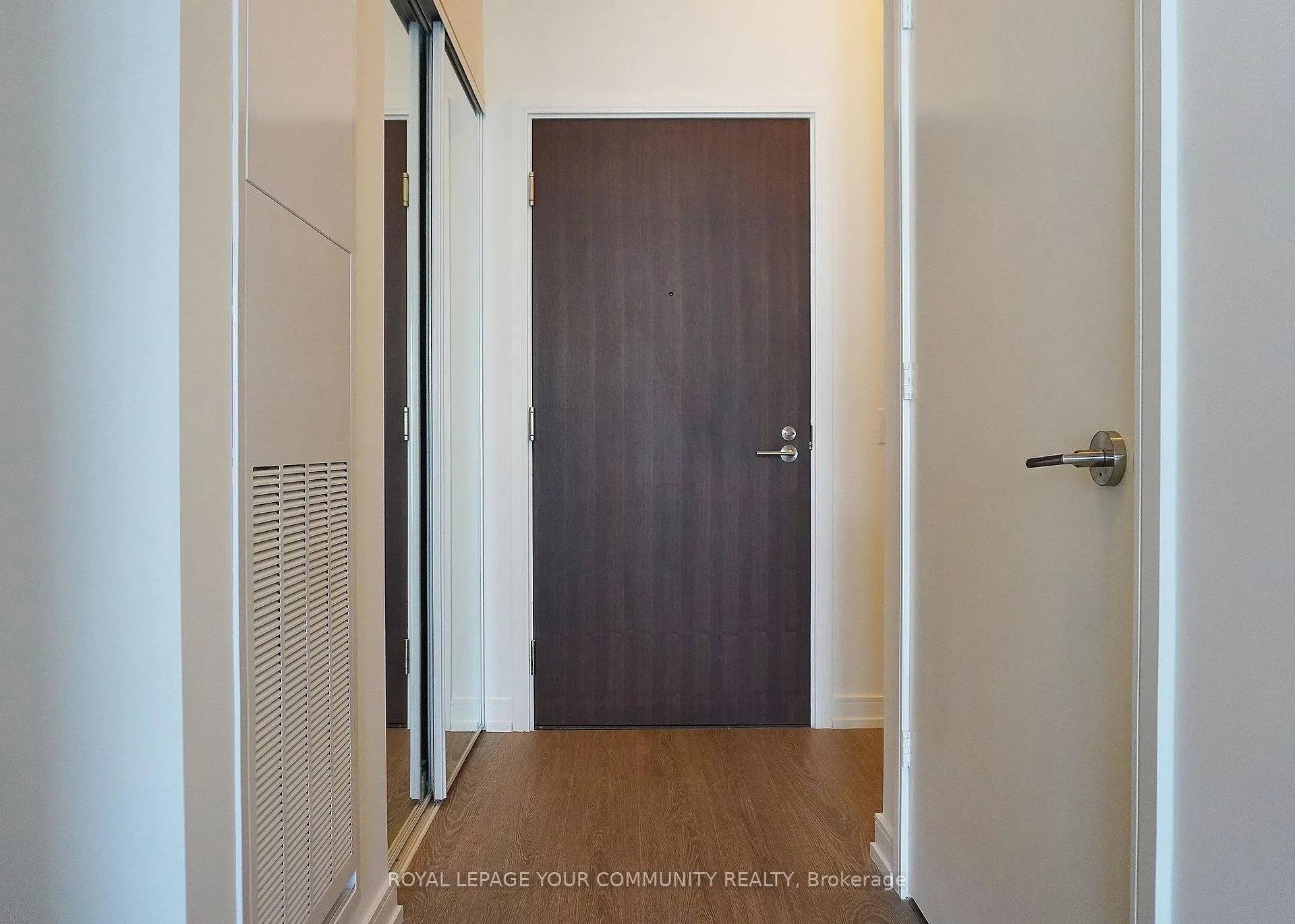 Photo 8 of Unit 821, 425 Front Street E, Toronto, Waterfront Communities — HOMEH