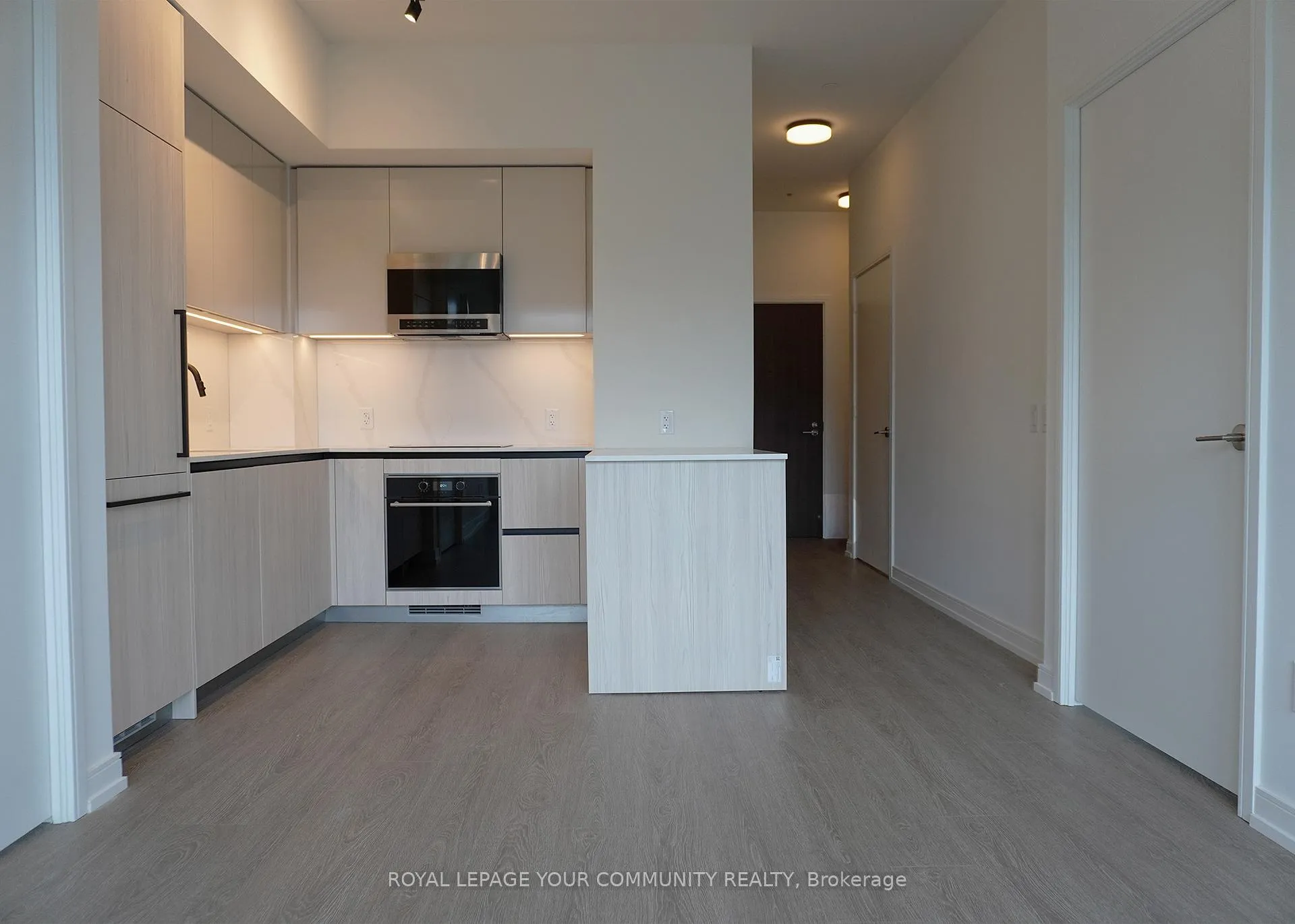 Photo 11 of Unit 821, 425 Front Street E, Toronto, Waterfront Communities — HOMEH