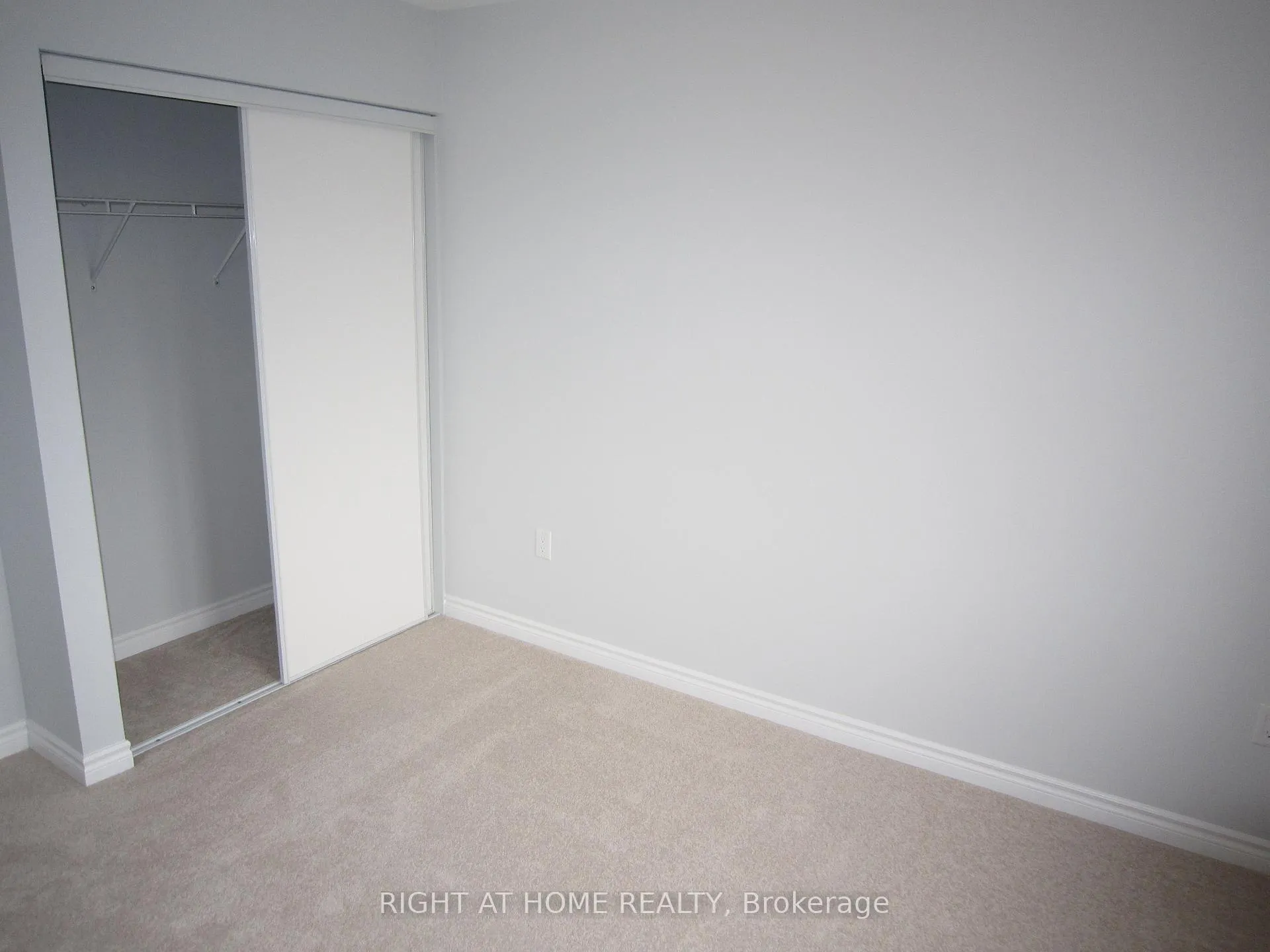 Photo 10 of 89 Payne Crescent, Aurora, Bayview Northeast — HOMEH