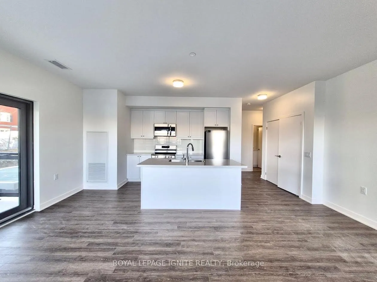 Photo 5 of Unit 106, 55 Clarington Boulevard, Clarington, Bowmanville — HOMEH