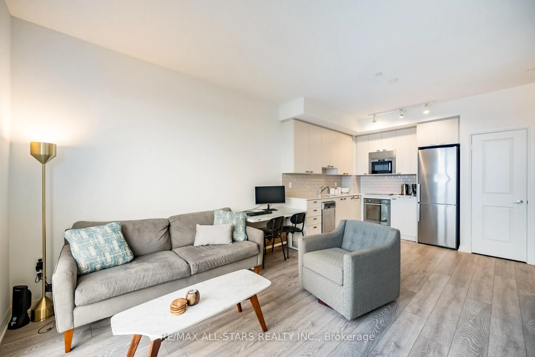 Photo 8 of Unit 532, 50 Ann O'Reilly Road, North York, Henry Farm — HOMEH