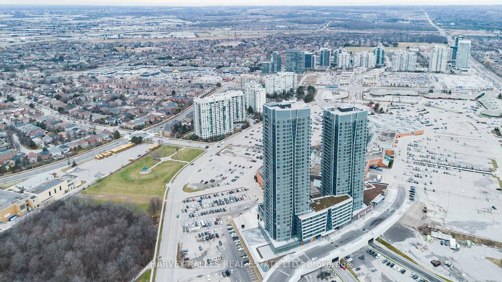 Photo 1 of Unit 730, 50 Upper Mall Way, Vaughan, Brownridge — HOMEH