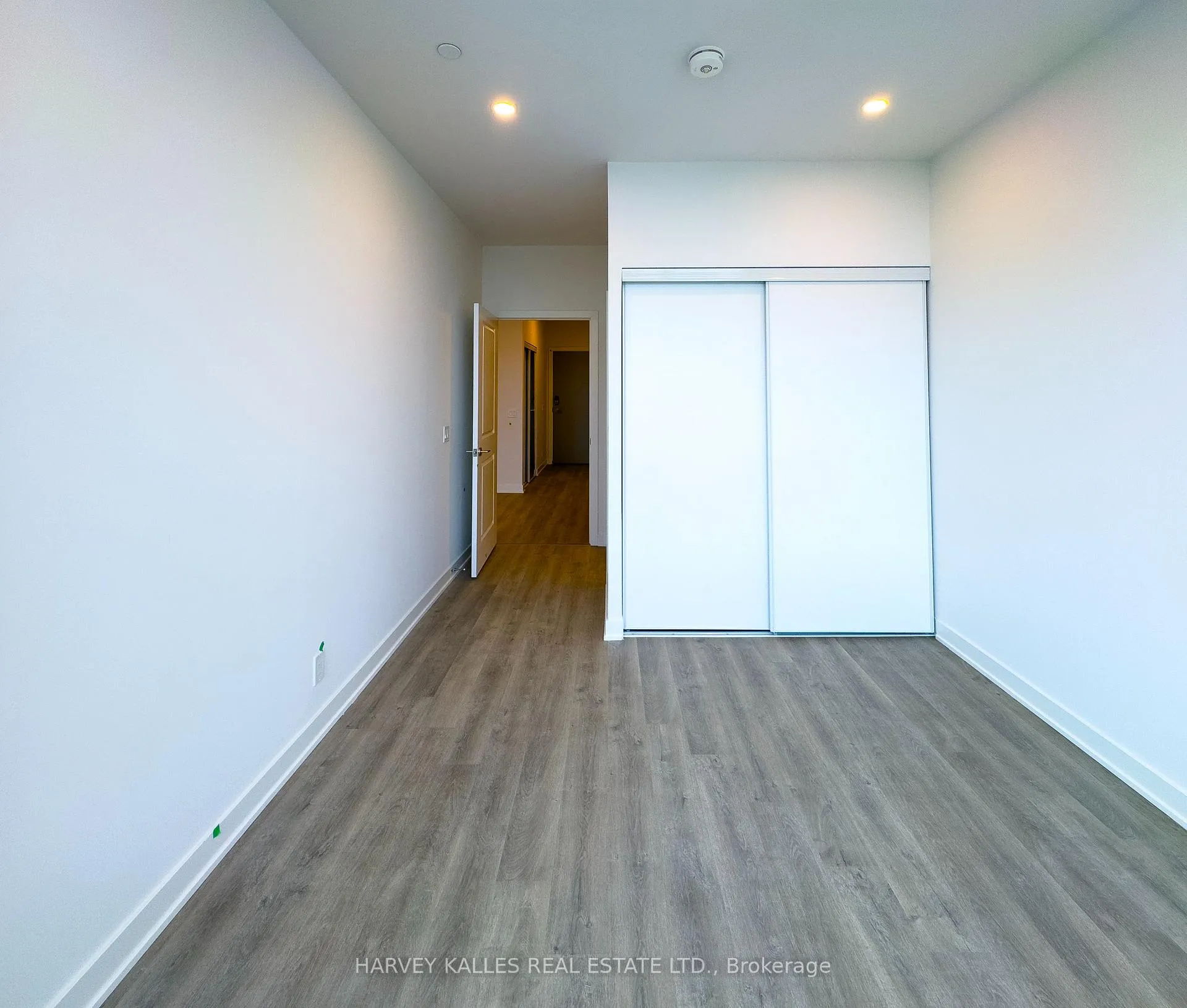 Photo 17 of Unit 730, 50 Upper Mall Way, Vaughan, Brownridge — HOMEH