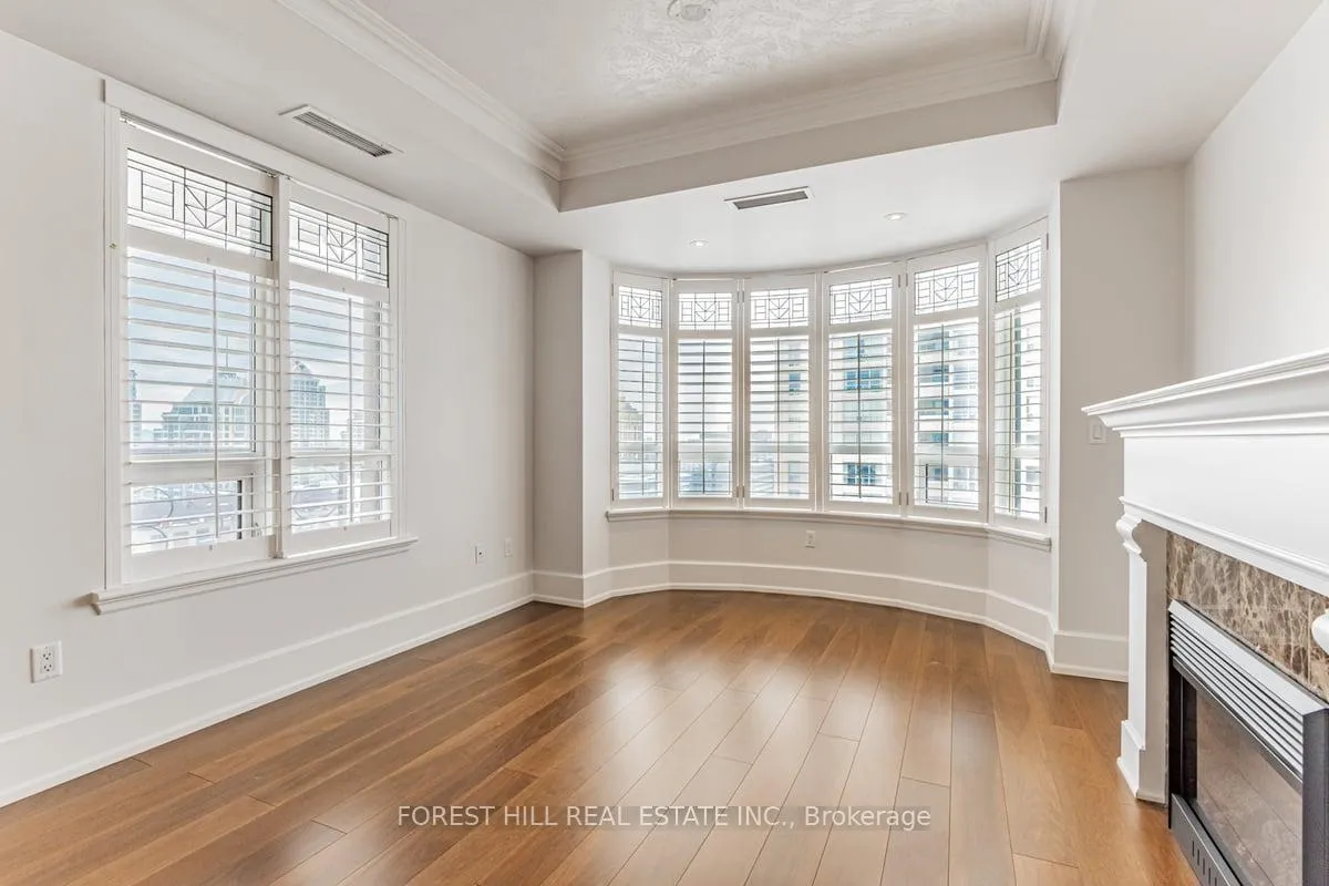 Photo 10 of Unit 1604B, 660 Sheppard Avenue E, North York, Bayview Village — HOMEH