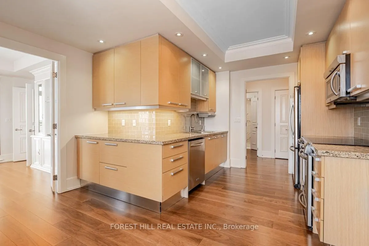 Photo 14 of Unit 1604B, 660 Sheppard Avenue E, North York, Bayview Village — HOMEH