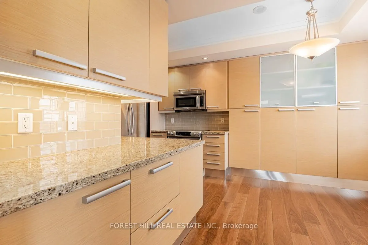 Photo 15 of Unit 1604B, 660 Sheppard Avenue E, North York, Bayview Village — HOMEH