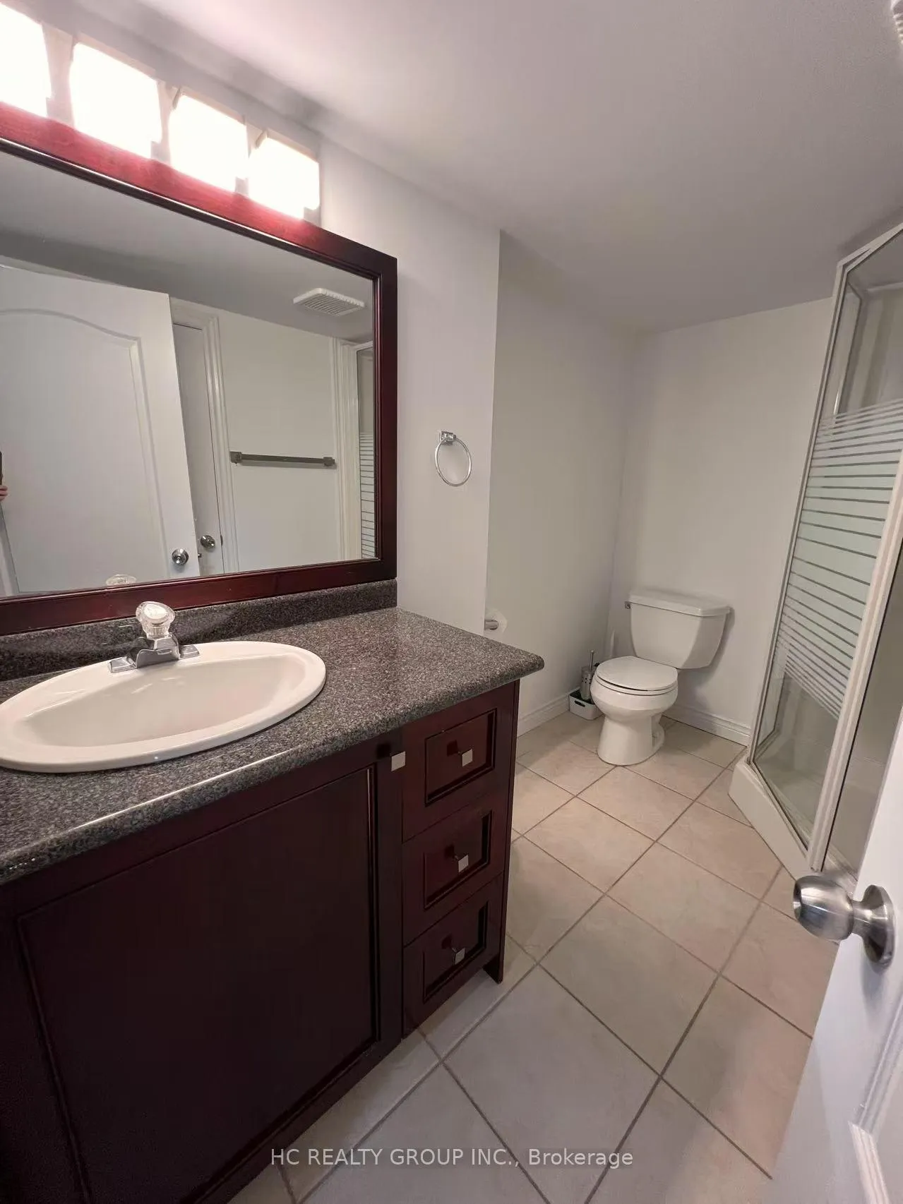 Photo 9 of 121 Kirkbride Crescent, Vaughan, Maple — HOMEH