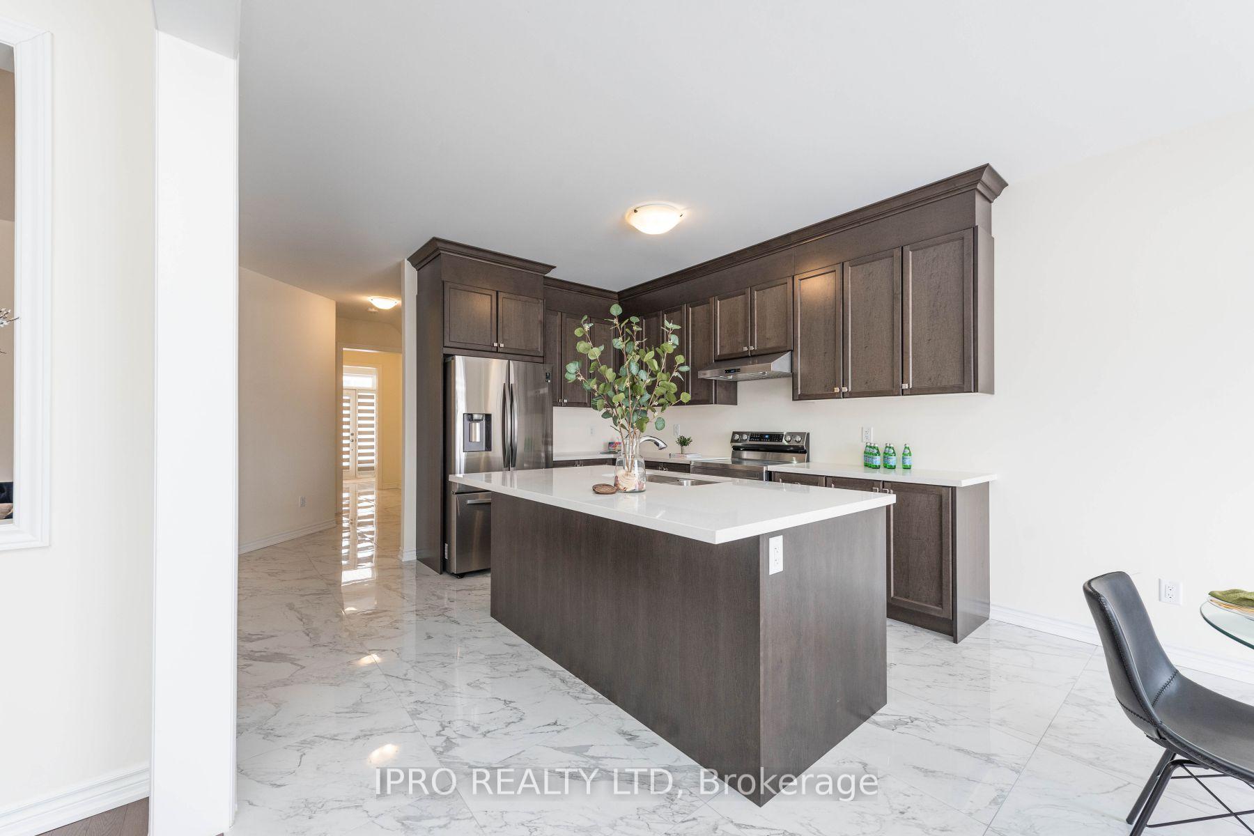 Photo 10 of 15 Eberly Woods Drive, Caledon, Rural Caledon — HOMEH