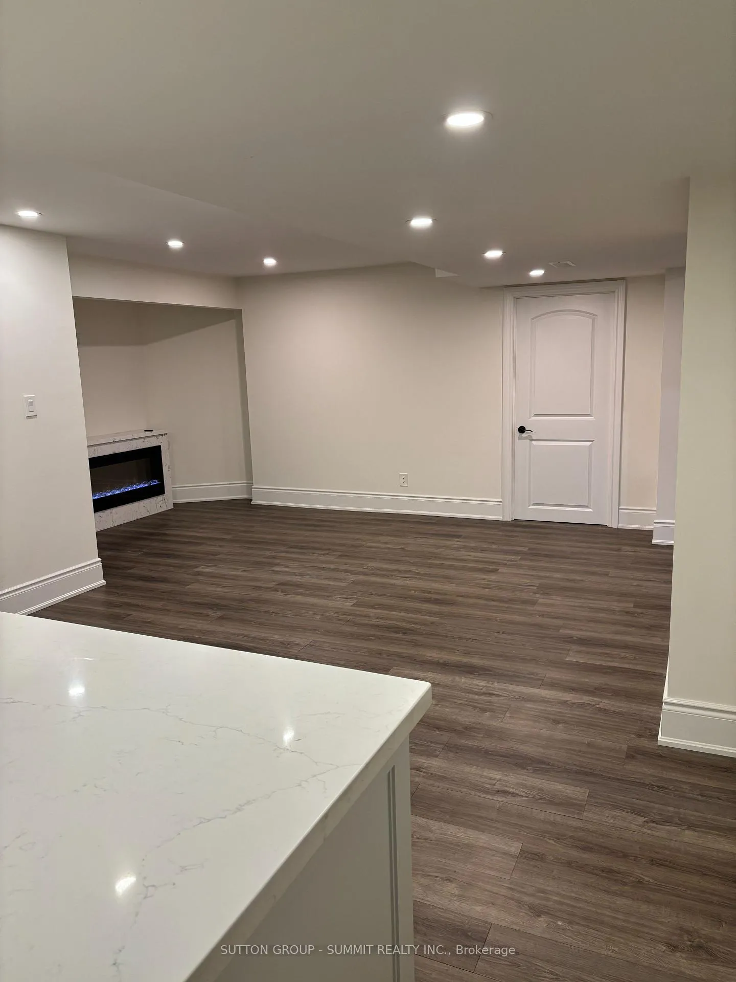 Photo 5 of Unit BASEMENT, 8 West Coast Trail, King, Nobleton — HOMEH