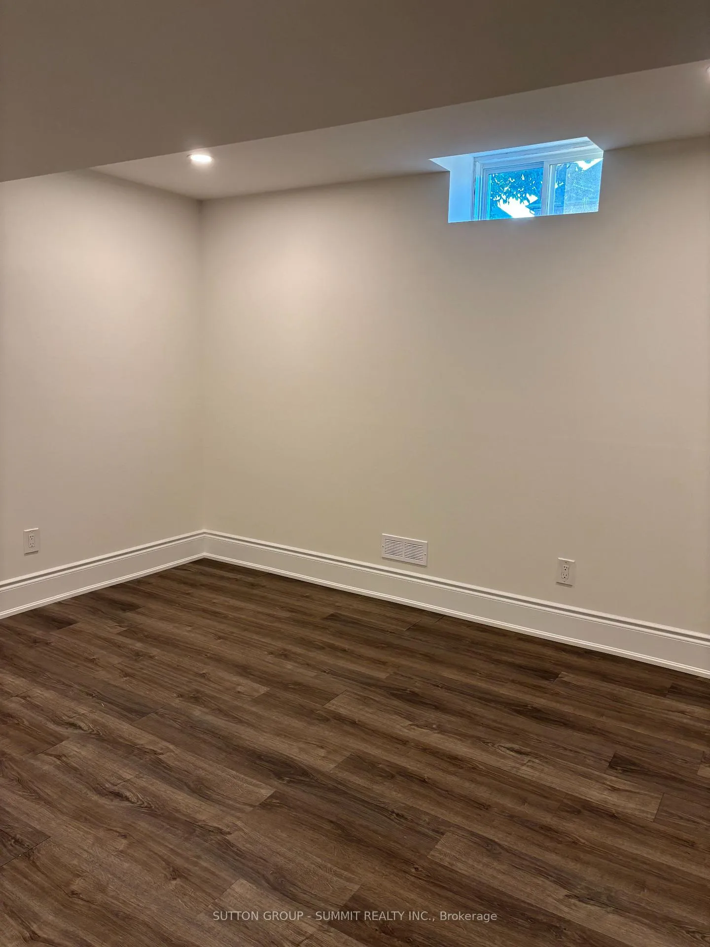 Photo 8 of Unit BASEMENT, 8 West Coast Trail, King, Nobleton — HOMEH
