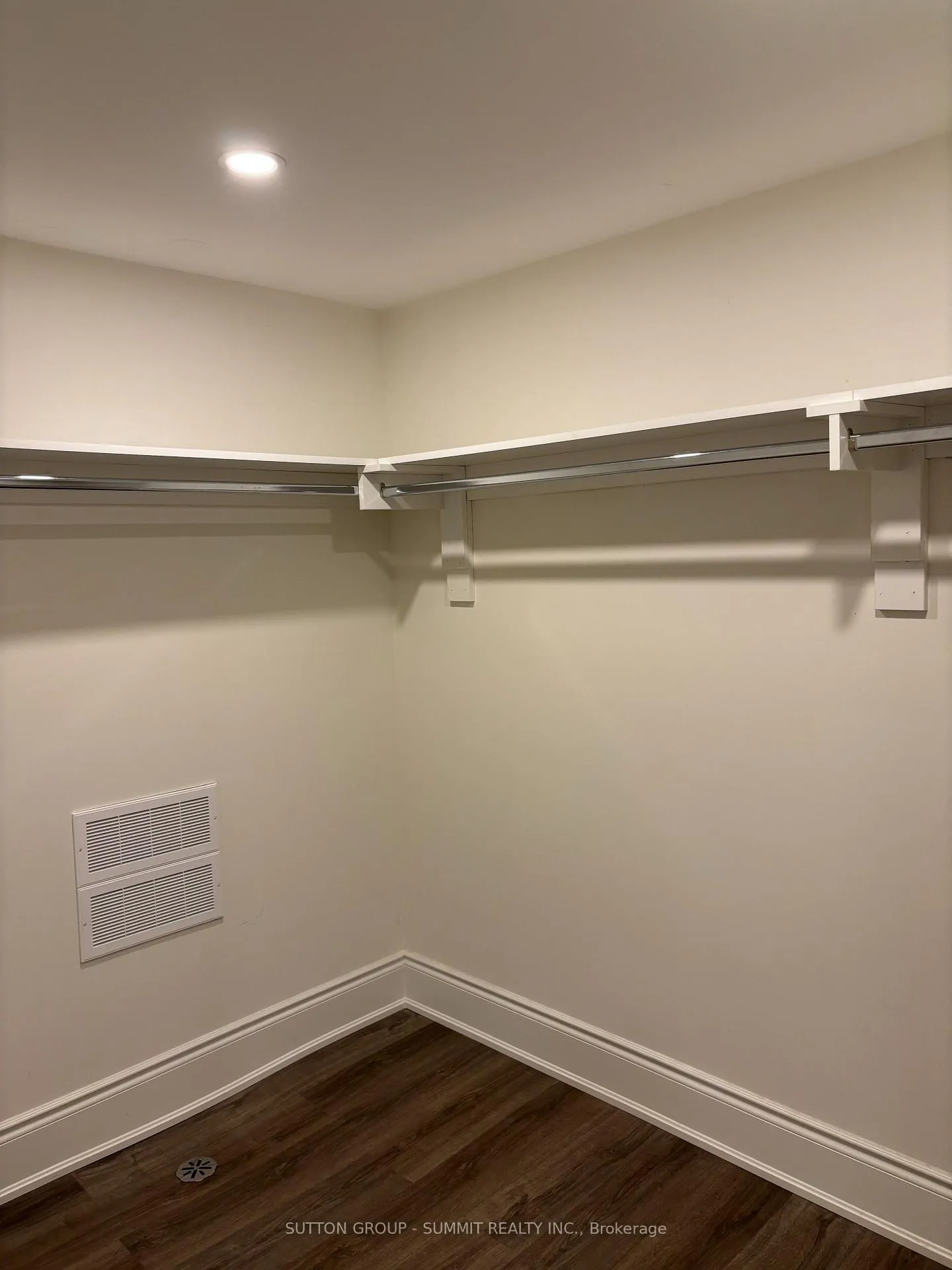 Photo 9 of Unit BASEMENT, 8 West Coast Trail, King, Nobleton — HOMEH