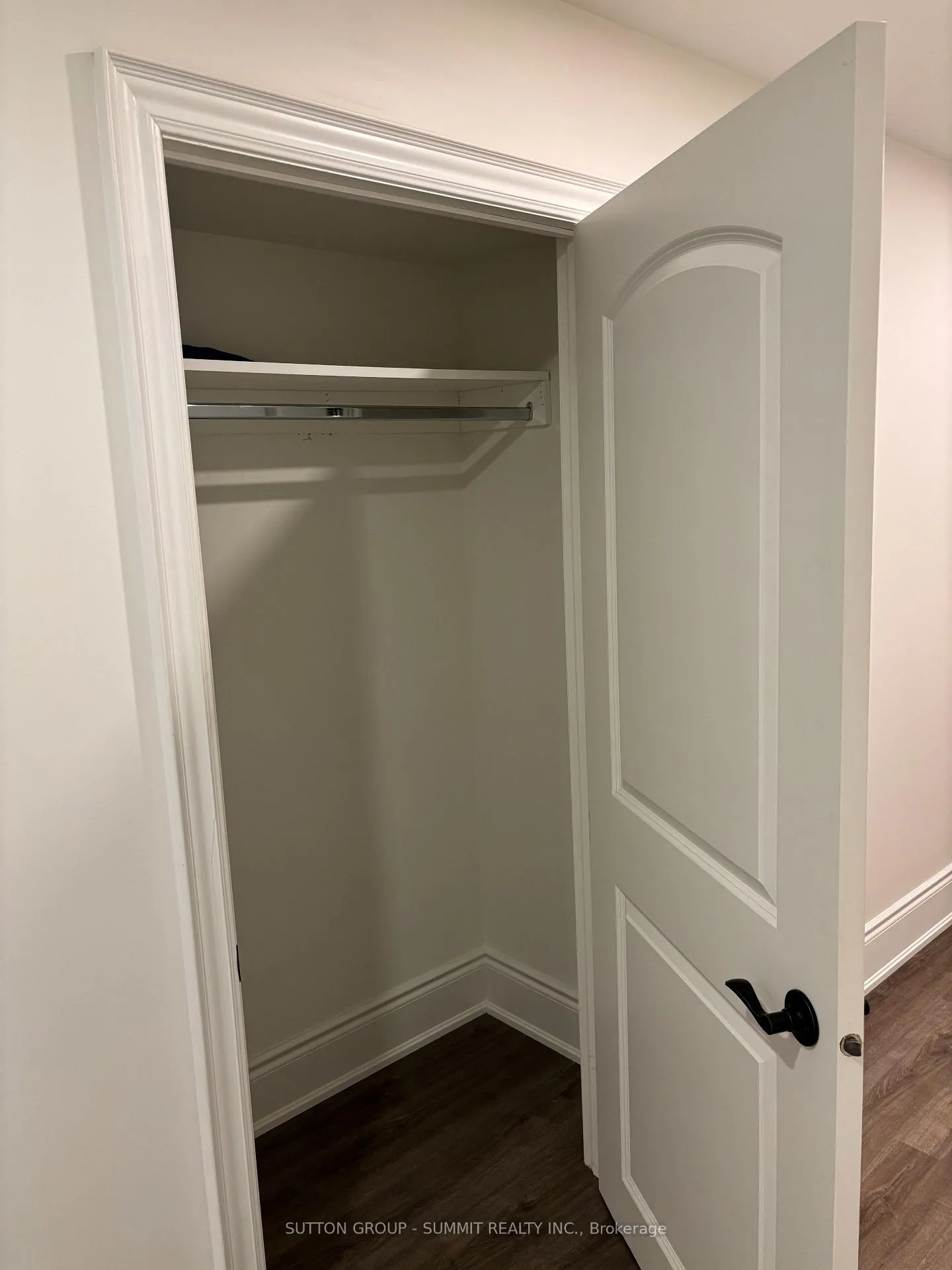 Photo 11 of Unit BASEMENT, 8 West Coast Trail, King, Nobleton — HOMEH