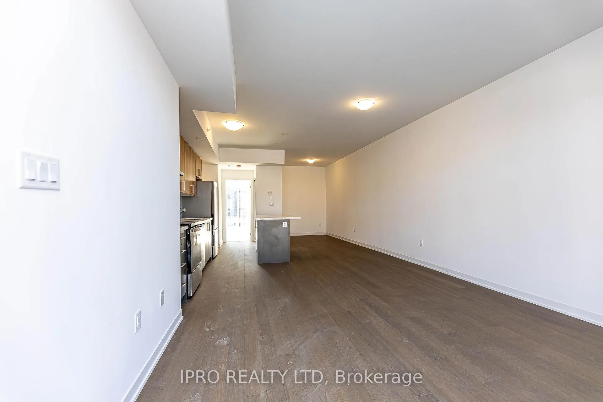 Front of Unit 17, 188 Angus Drive