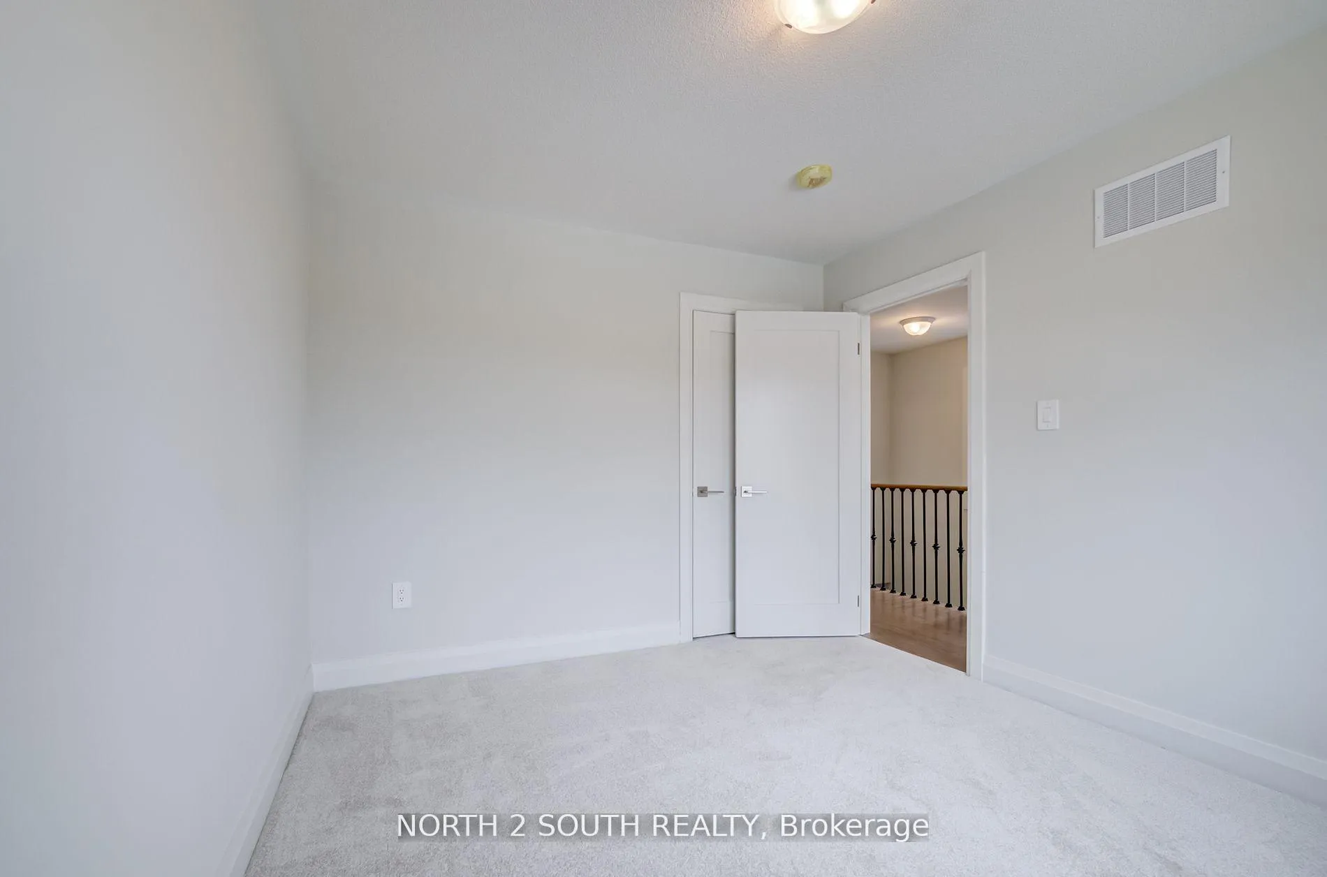 Photo 22 of 12 Virro Court, Vaughan, West Woodbridge — HOMEH