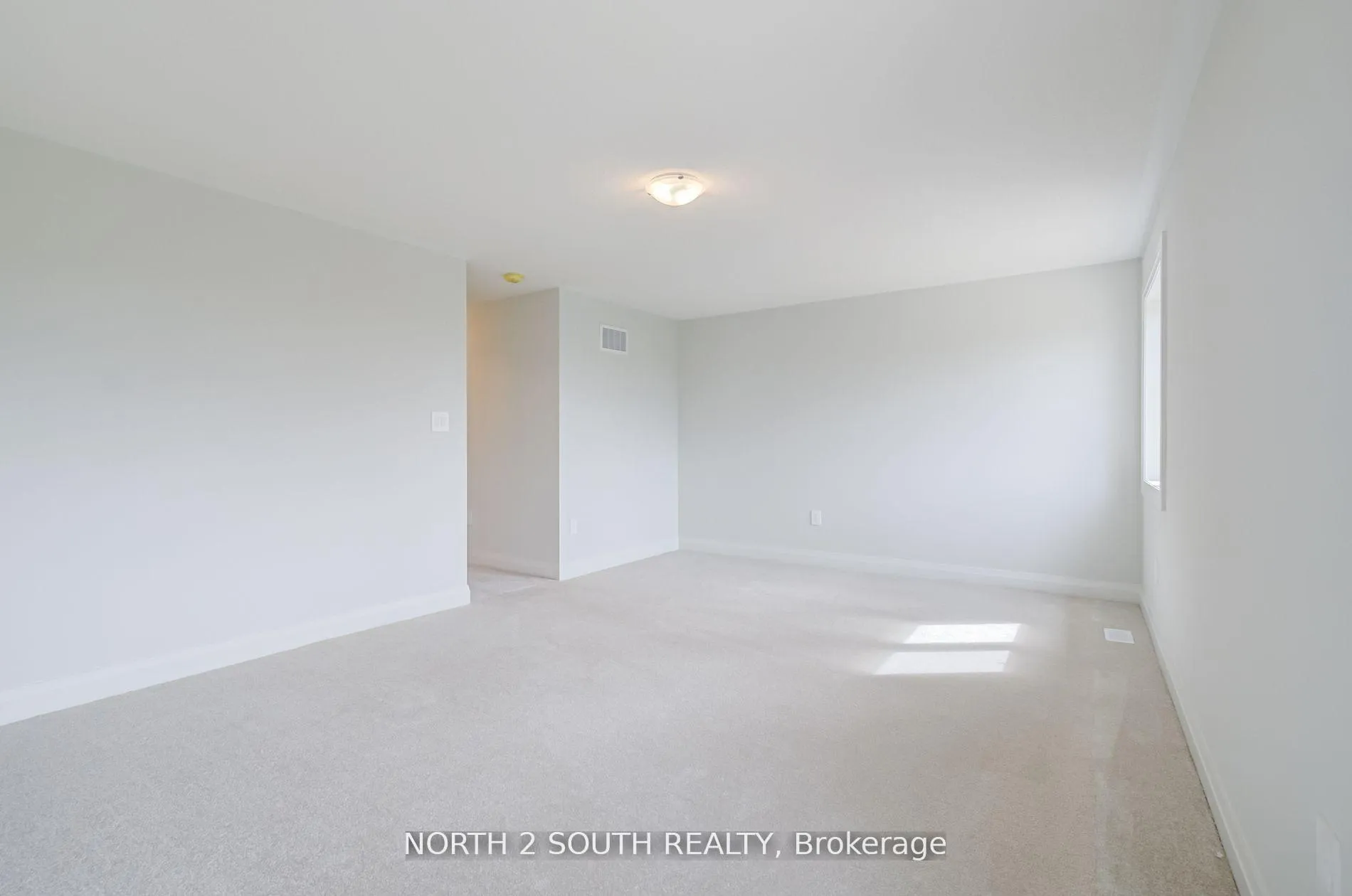 Photo 27 of 12 Virro Court, Vaughan, West Woodbridge — HOMEH