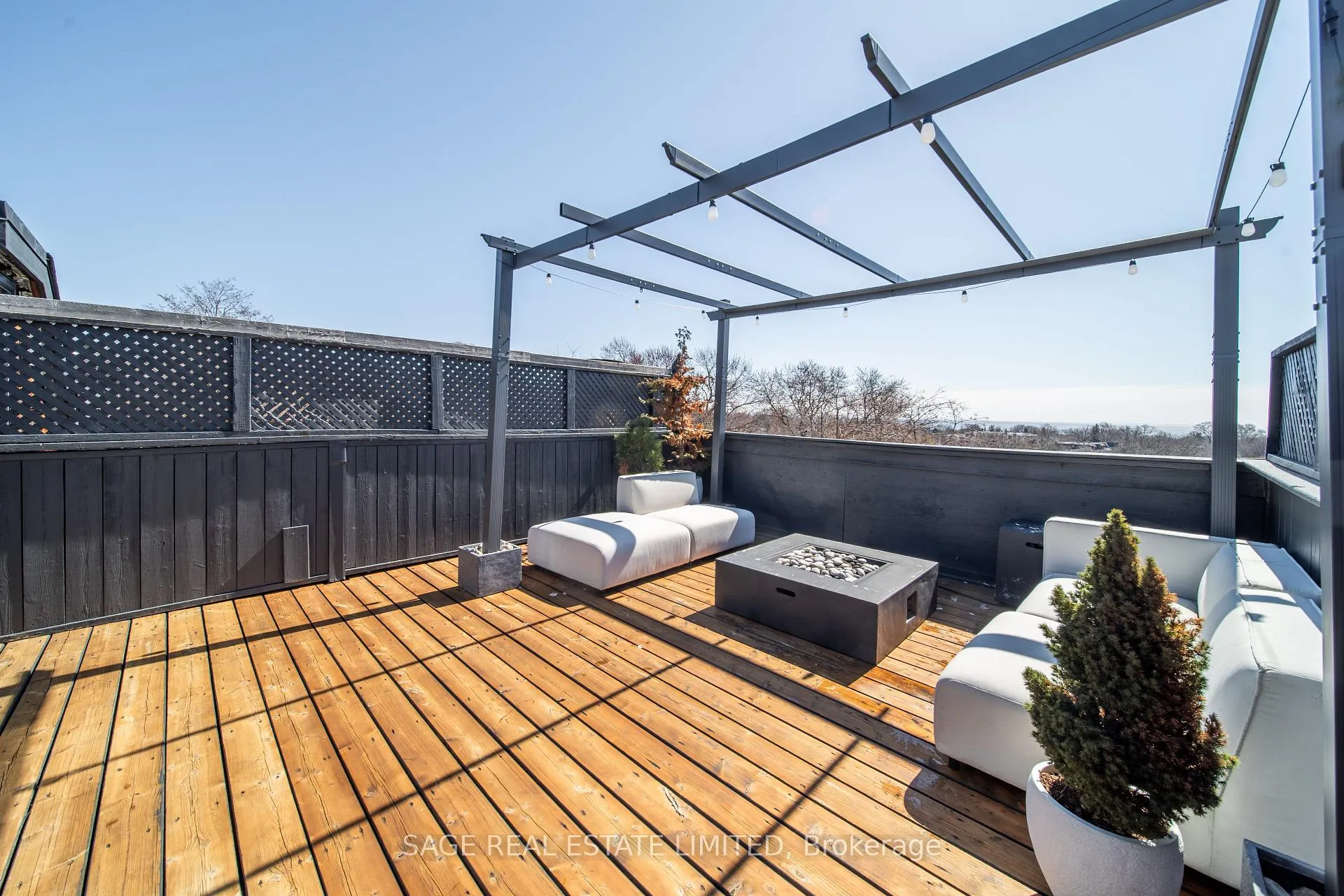 Photo 31 of Unit 7, 517 Kingston Road, Toronto, The Beaches — HOMEH