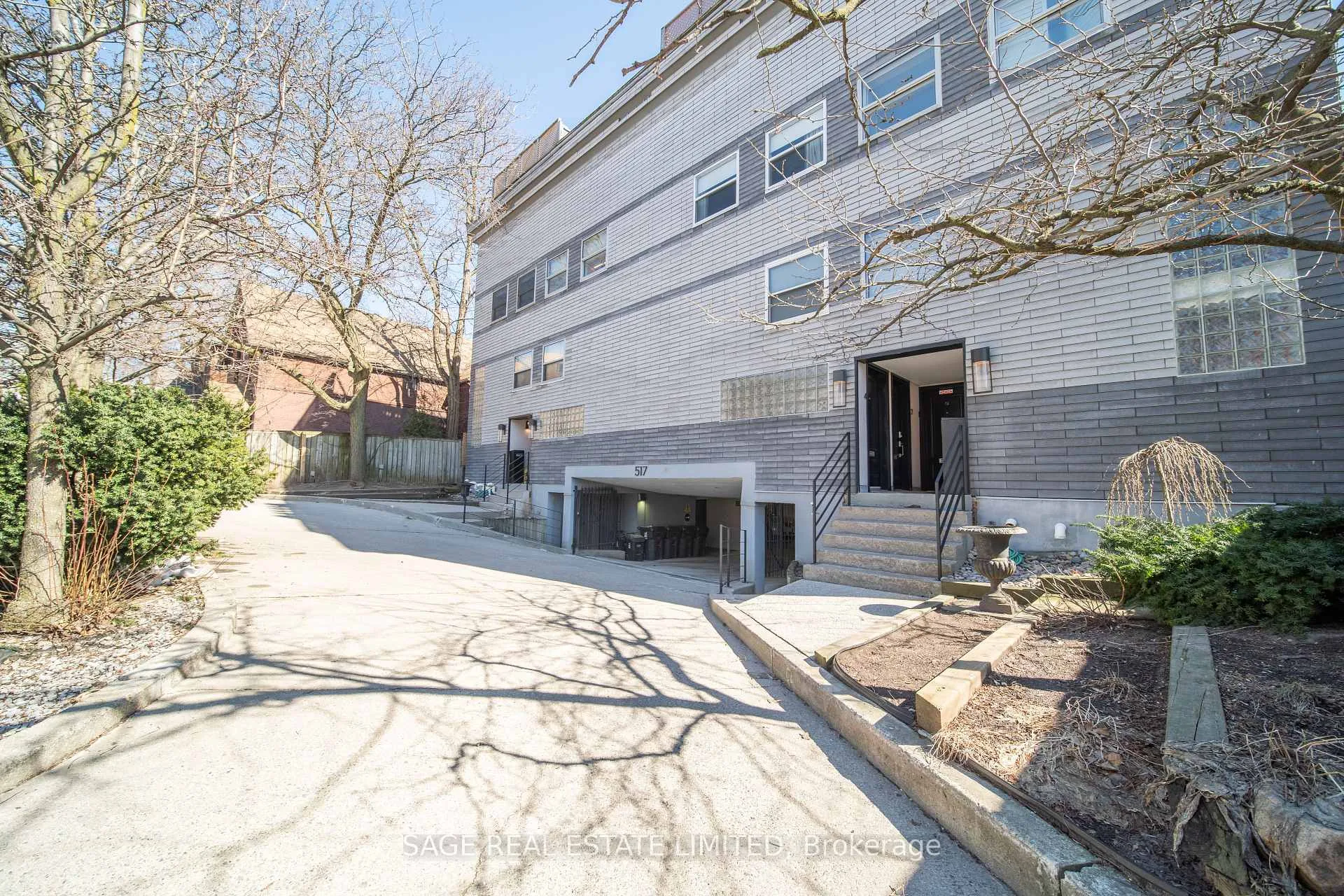 Photo 35 of Unit 7, 517 Kingston Road, Toronto, The Beaches — HOMEH