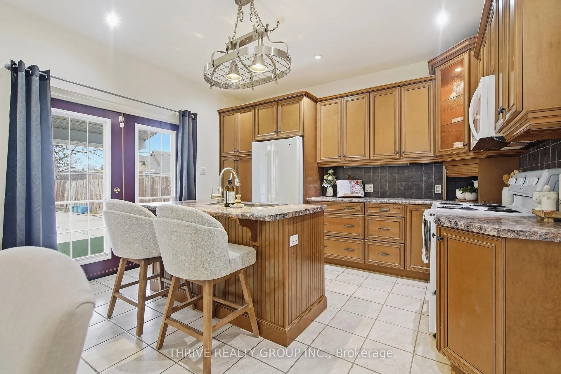 Photo 7 of 152 Ross Street, St. Thomas — HOMEH