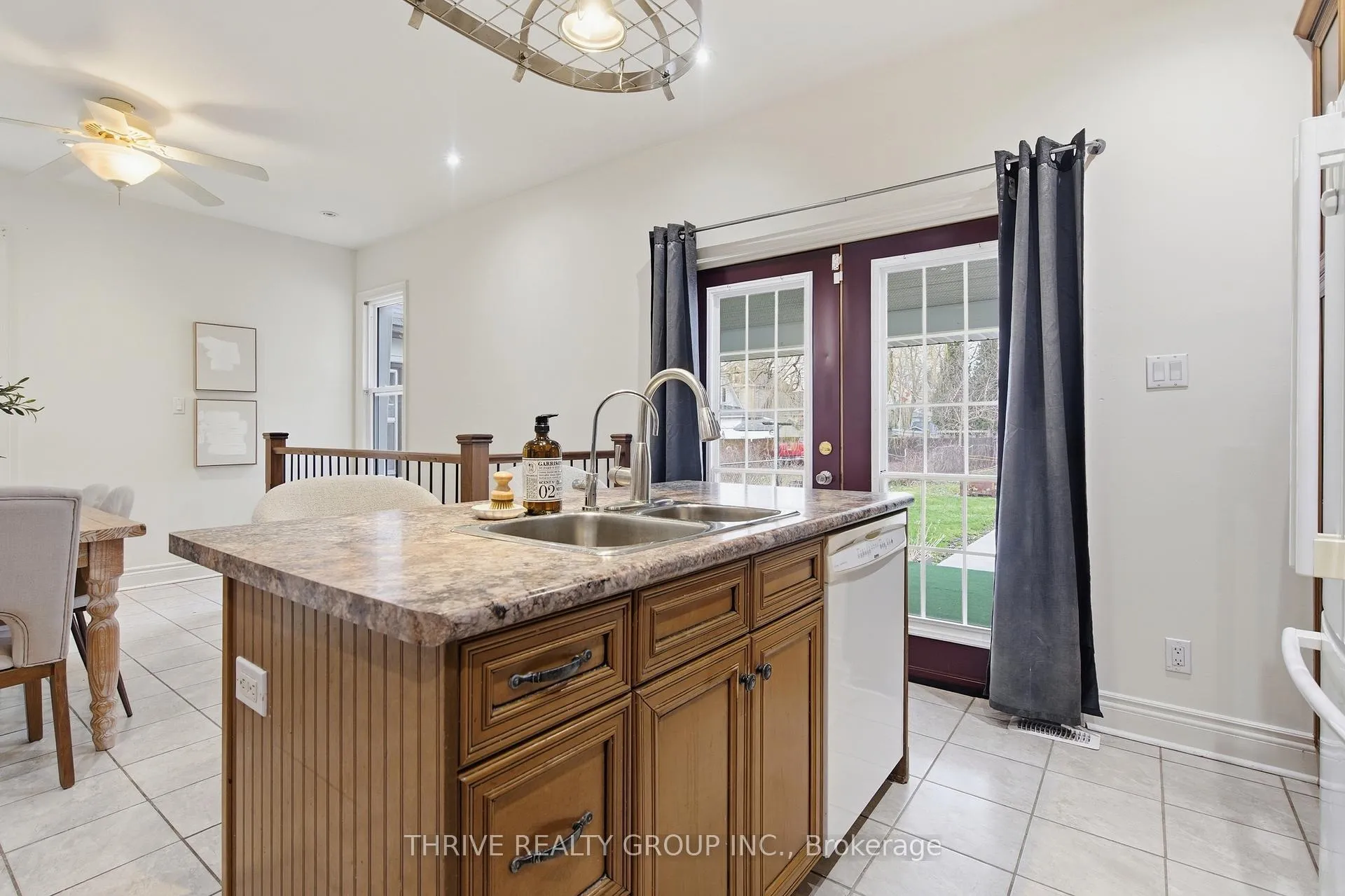 Photo 9 of 152 Ross Street, St. Thomas — HOMEH