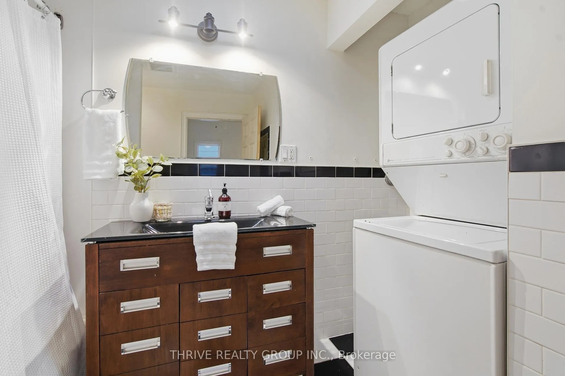 Photo 20 of 152 Ross Street, St. Thomas — HOMEH