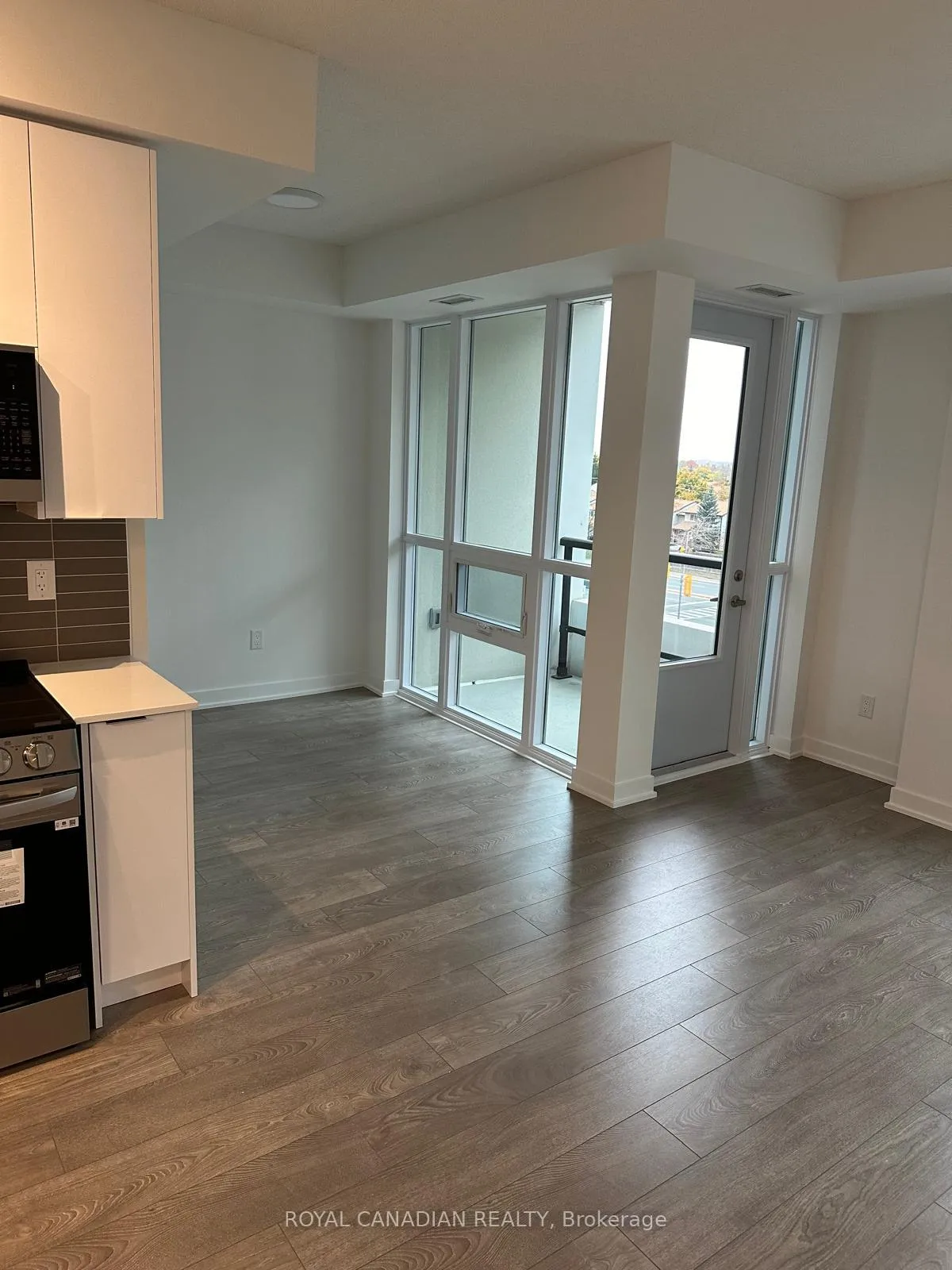 Photo 10 of Unit 1010, 195 Commerce Street, Vaughan, Vaughan Corporate Centre — HOMEH