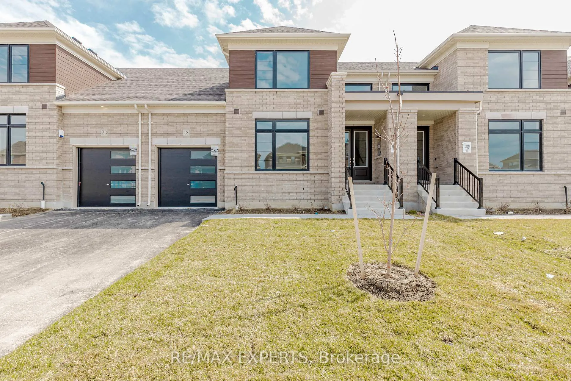 Photo 5 of 18 Mayapple Street, Adjala-Tosorontio, Colgan — HOMEH