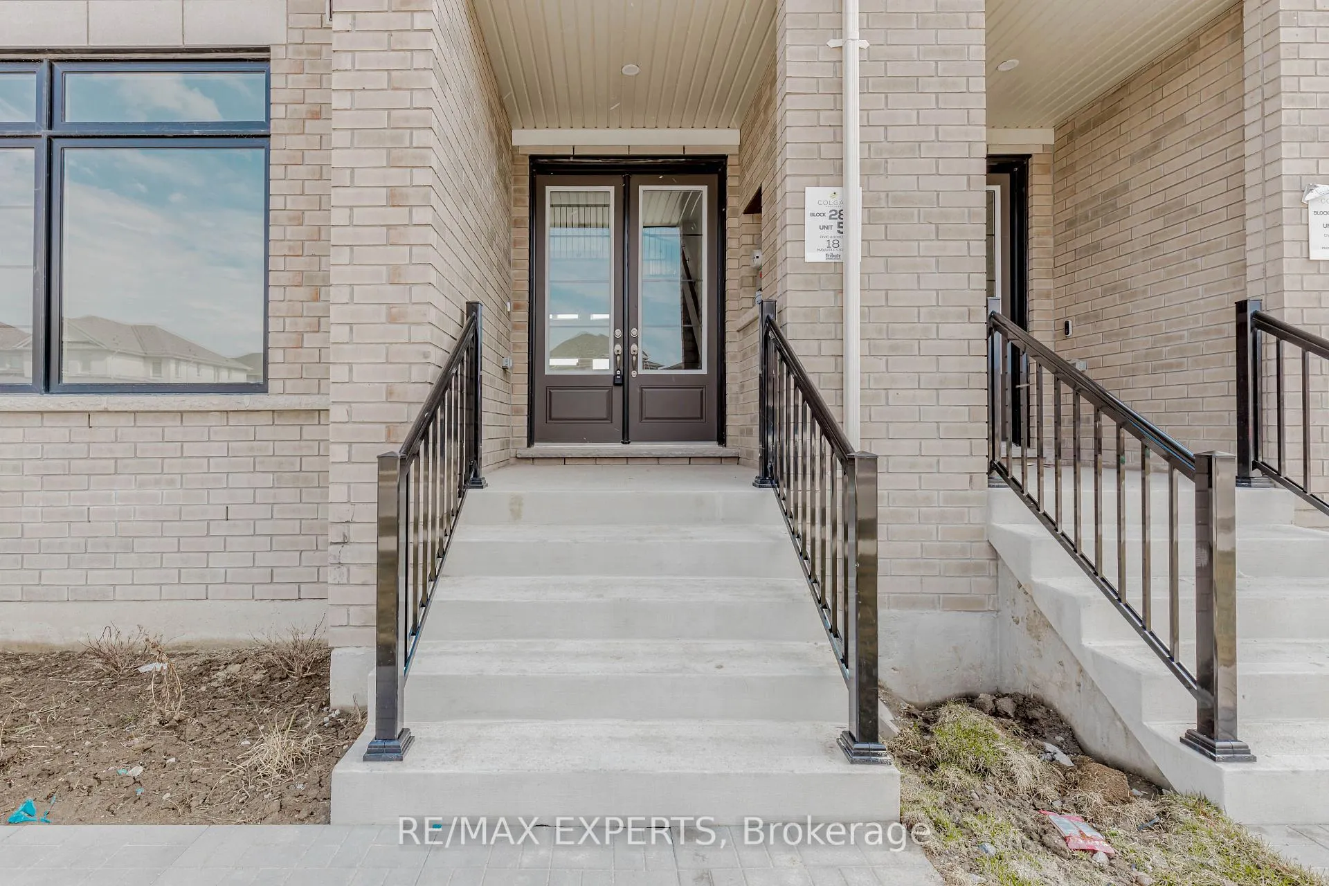 Photo 8 of 18 Mayapple Street, Adjala-Tosorontio, Colgan — HOMEH