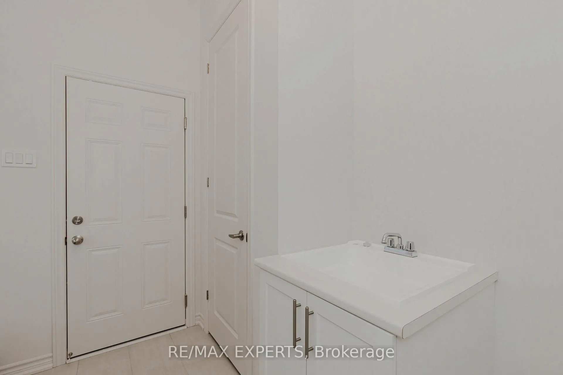 Photo 45 of 18 Mayapple Street, Adjala-Tosorontio, Colgan — HOMEH