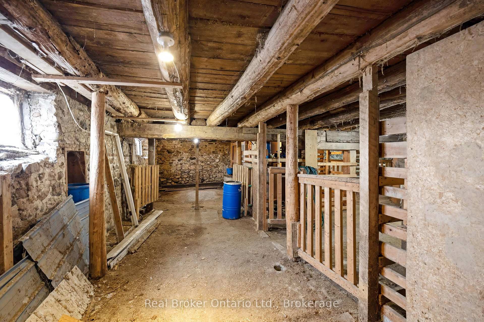Photo 40 of 9126 Sideroad 27, Erin, Rural Erin — HOMEH