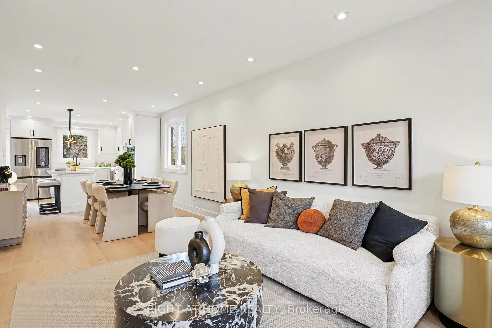 Photo 5 of 19 Lang Road, Markham, Thornlea — HOMEH