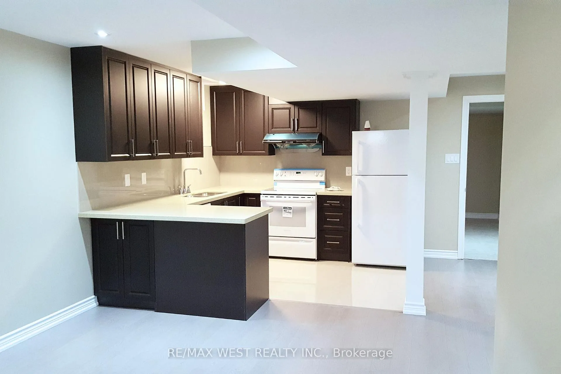 Photo 2 of Unit BSMT, 26 Corner Brook Crescent, Vaughan, Vellore Village — HOMEH