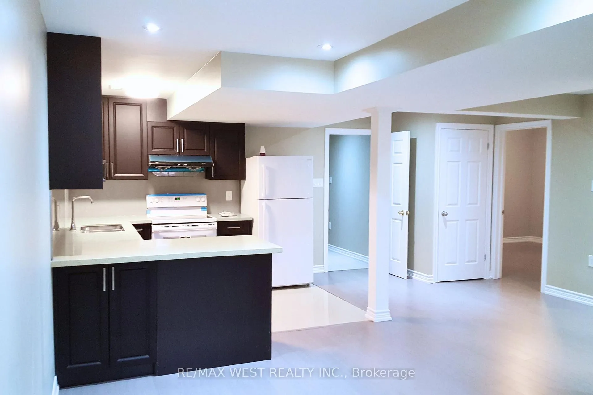 Photo 3 of Unit BSMT, 26 Corner Brook Crescent, Vaughan, Vellore Village — HOMEH