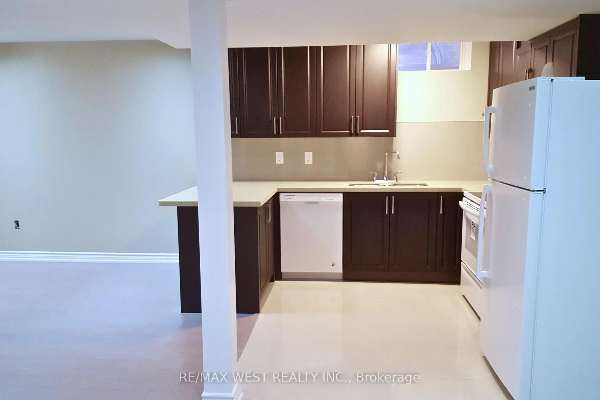 Photo 7 of Unit BSMT, 26 Corner Brook Crescent, Vaughan, Vellore Village — HOMEH