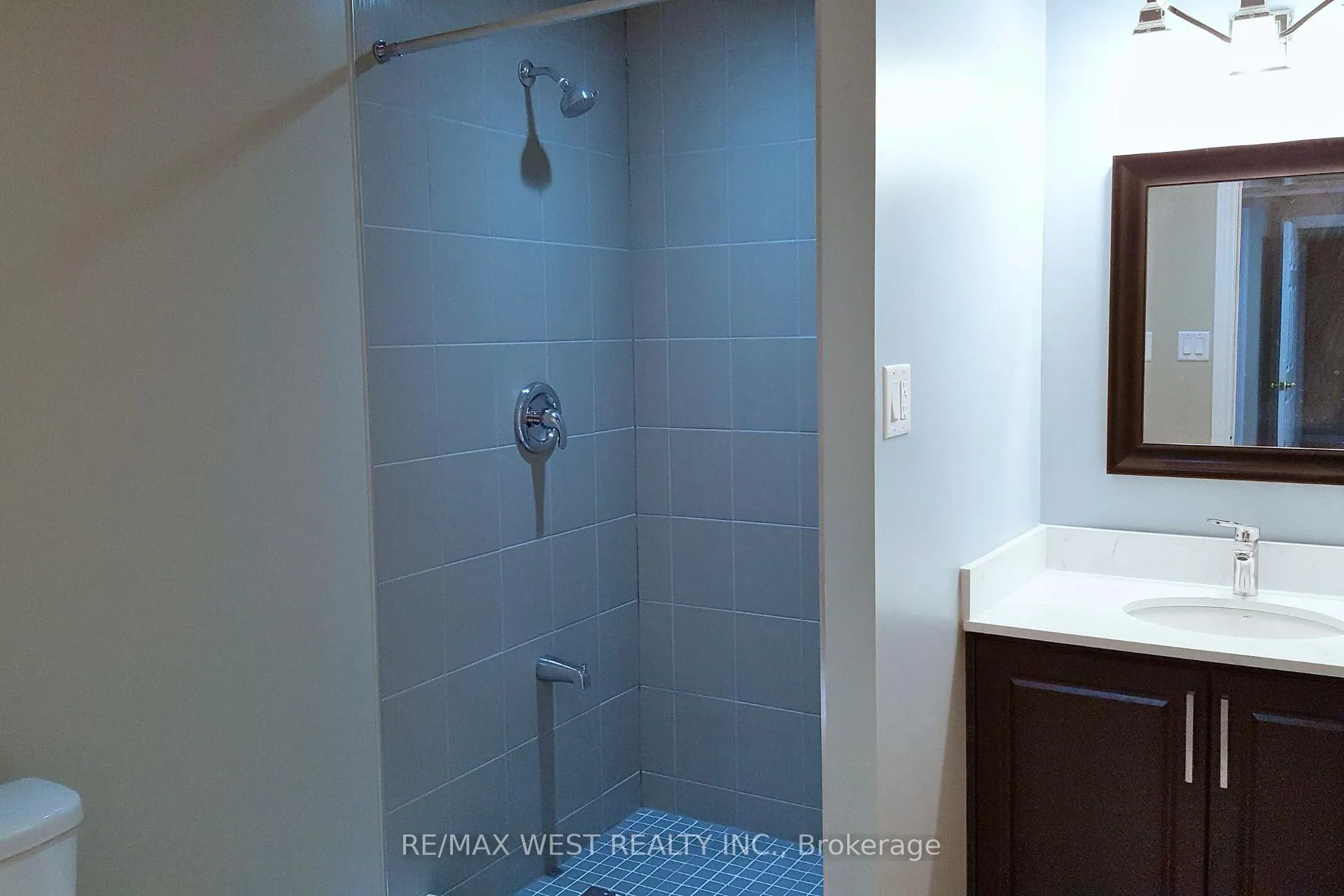 Photo 11 of Unit BSMT, 26 Corner Brook Crescent, Vaughan, Vellore Village — HOMEH