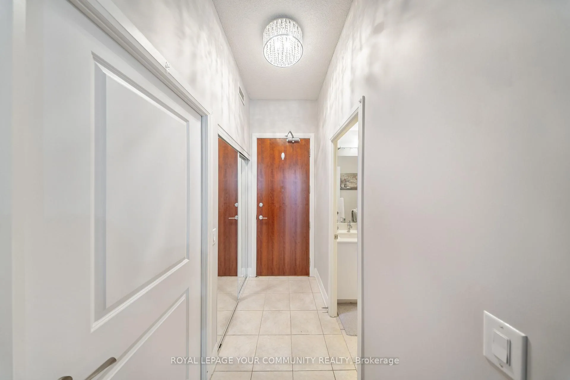 Photo 5 of Unit 201, 4700 Highway 7 Road, Vaughan, West Woodbridge — HOMEH