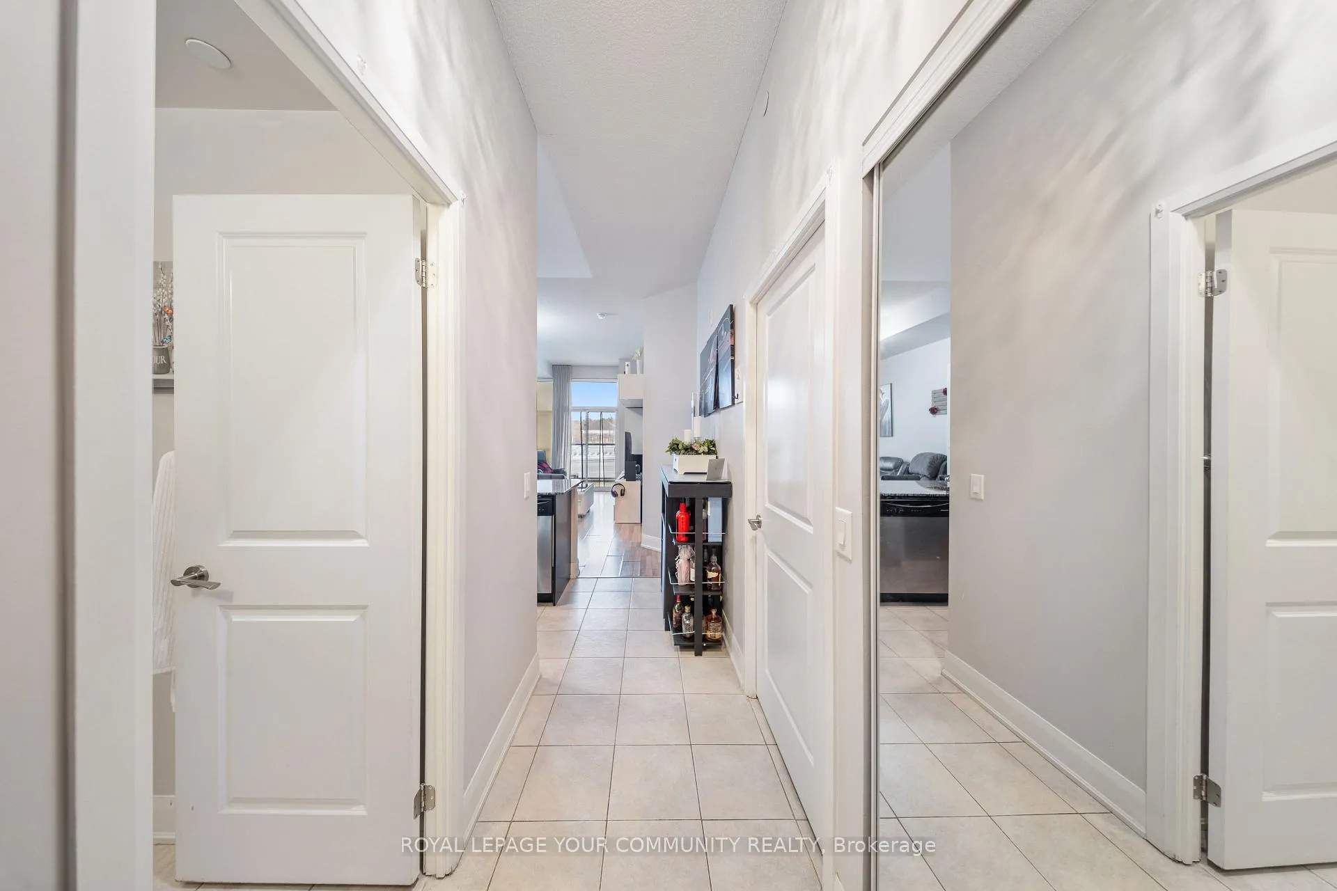 Photo 6 of Unit 201, 4700 Highway 7 Road, Vaughan, West Woodbridge — HOMEH