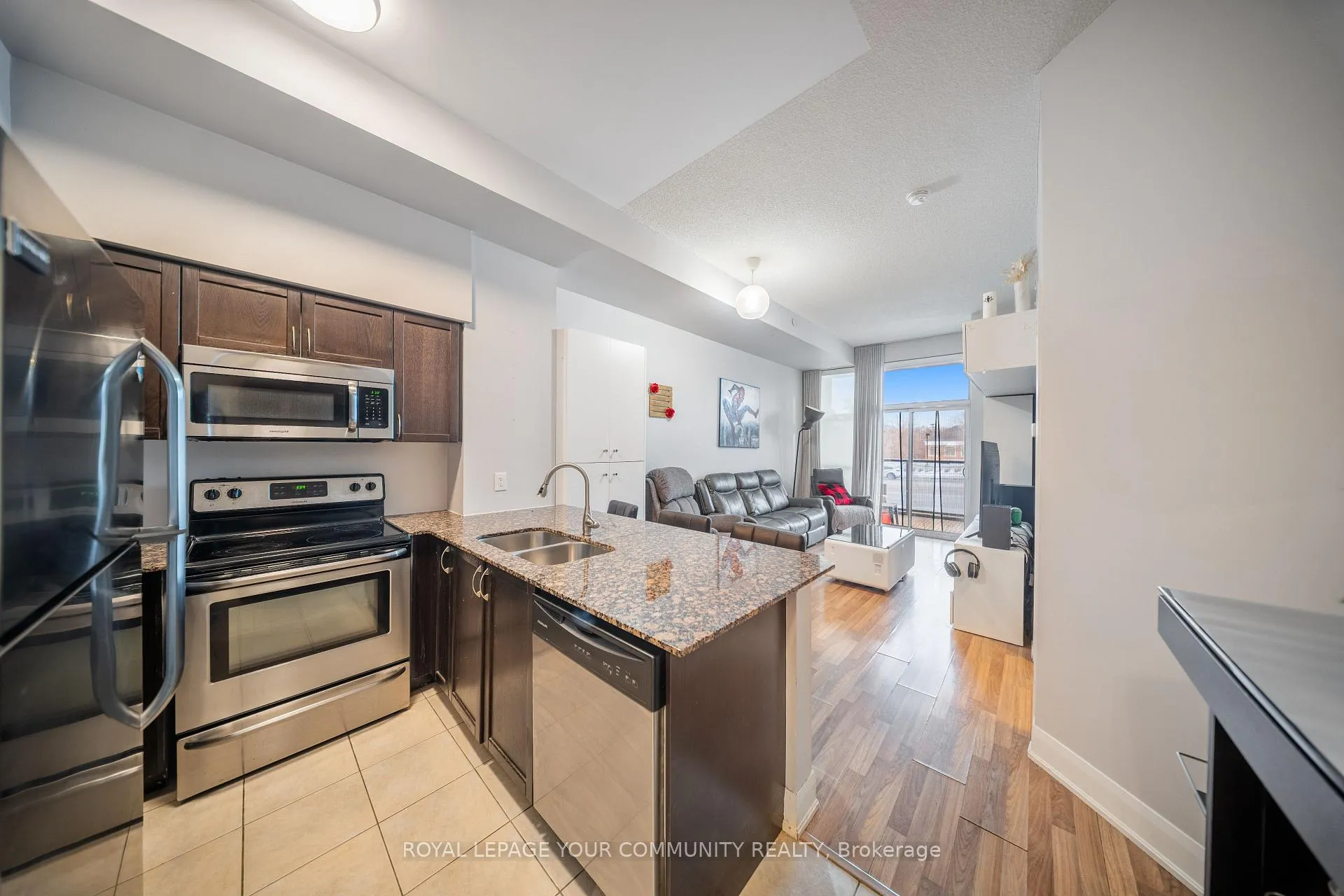 Photo 7 of Unit 201, 4700 Highway 7 Road, Vaughan, West Woodbridge — HOMEH