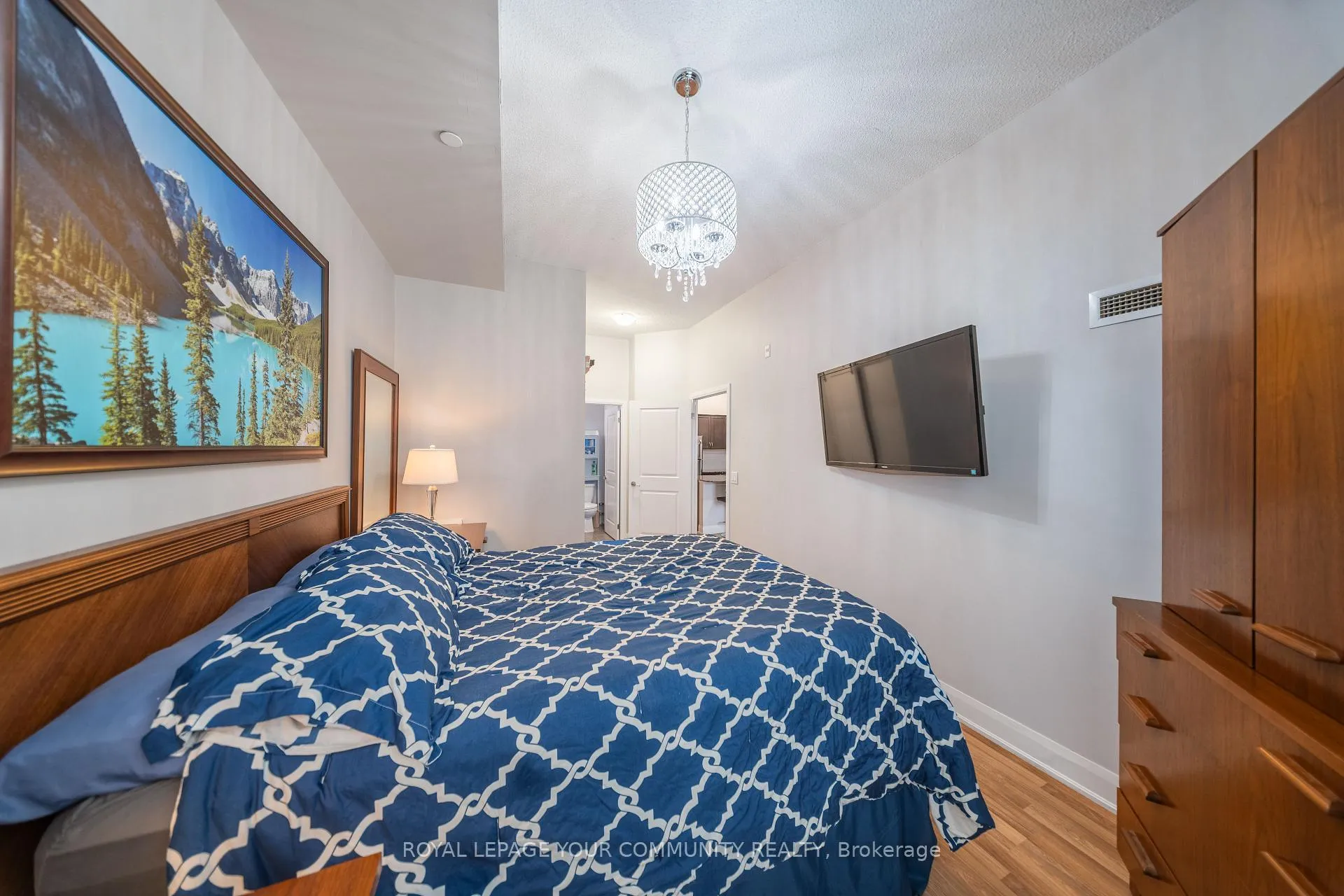 Photo 23 of Unit 201, 4700 Highway 7 Road, Vaughan, West Woodbridge — HOMEH