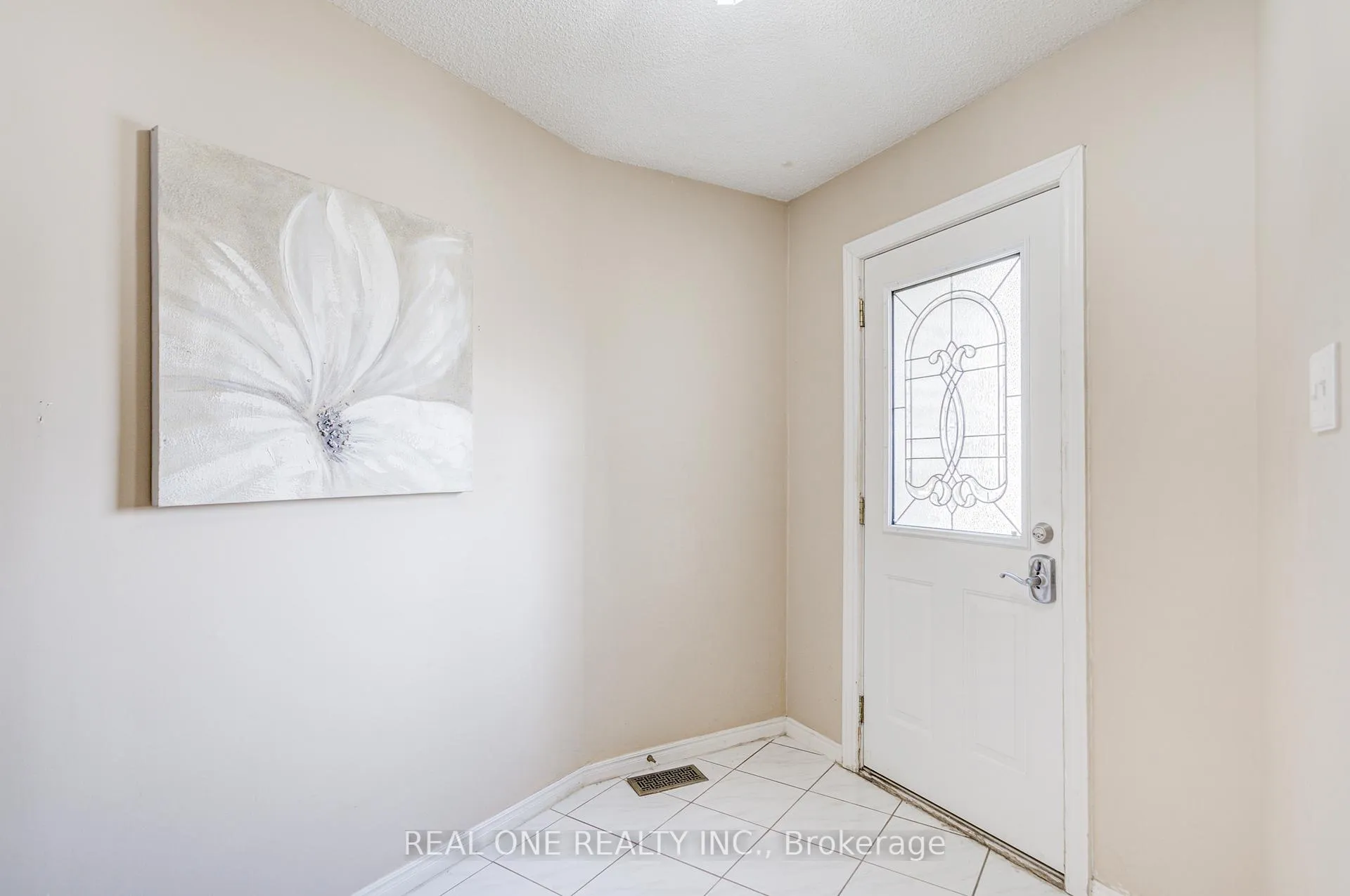 Photo 4 of 31 Coulter's Mill Gate, Vaughan, Brownridge — HOMEH