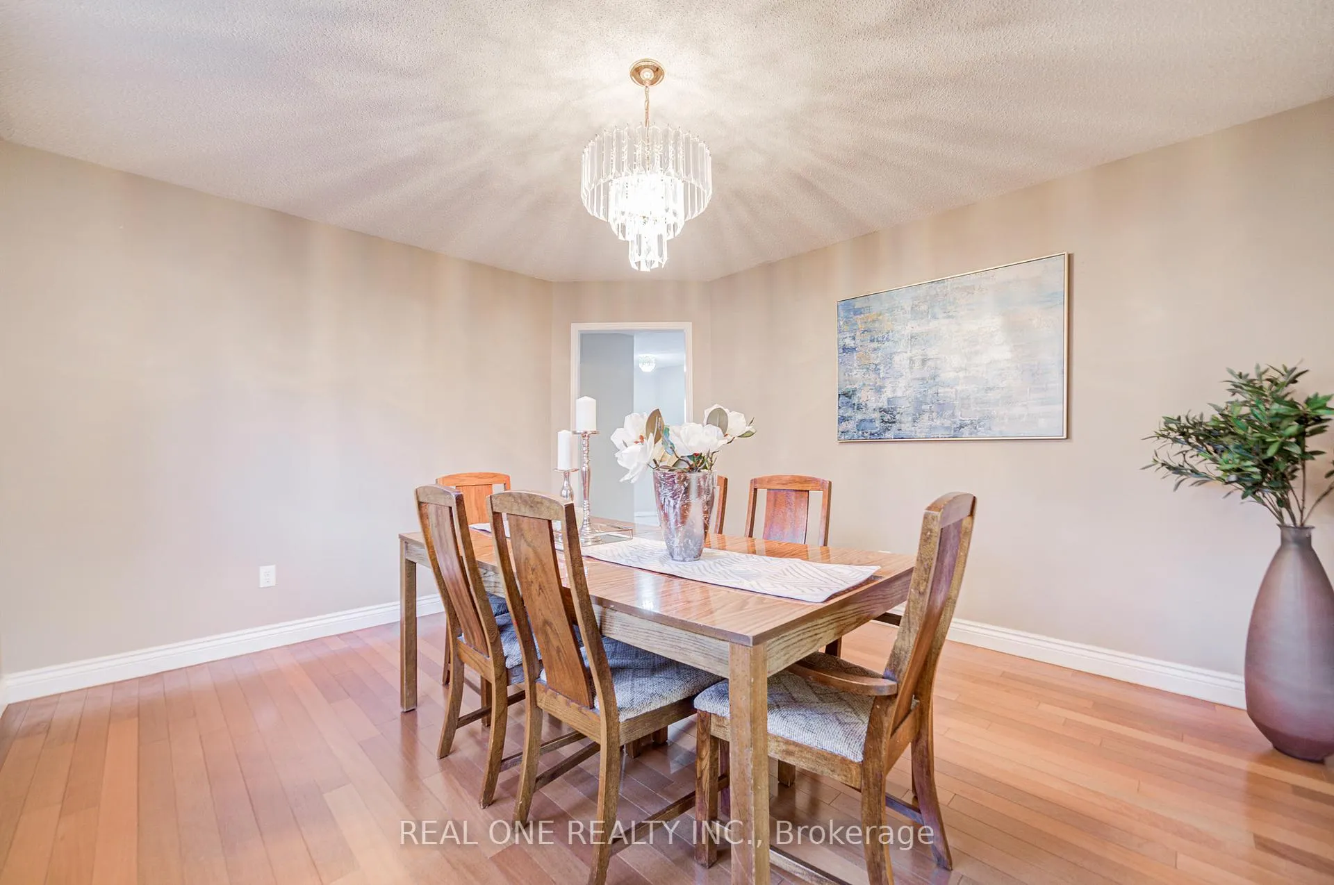 Photo 11 of 31 Coulter's Mill Gate, Vaughan, Brownridge — HOMEH