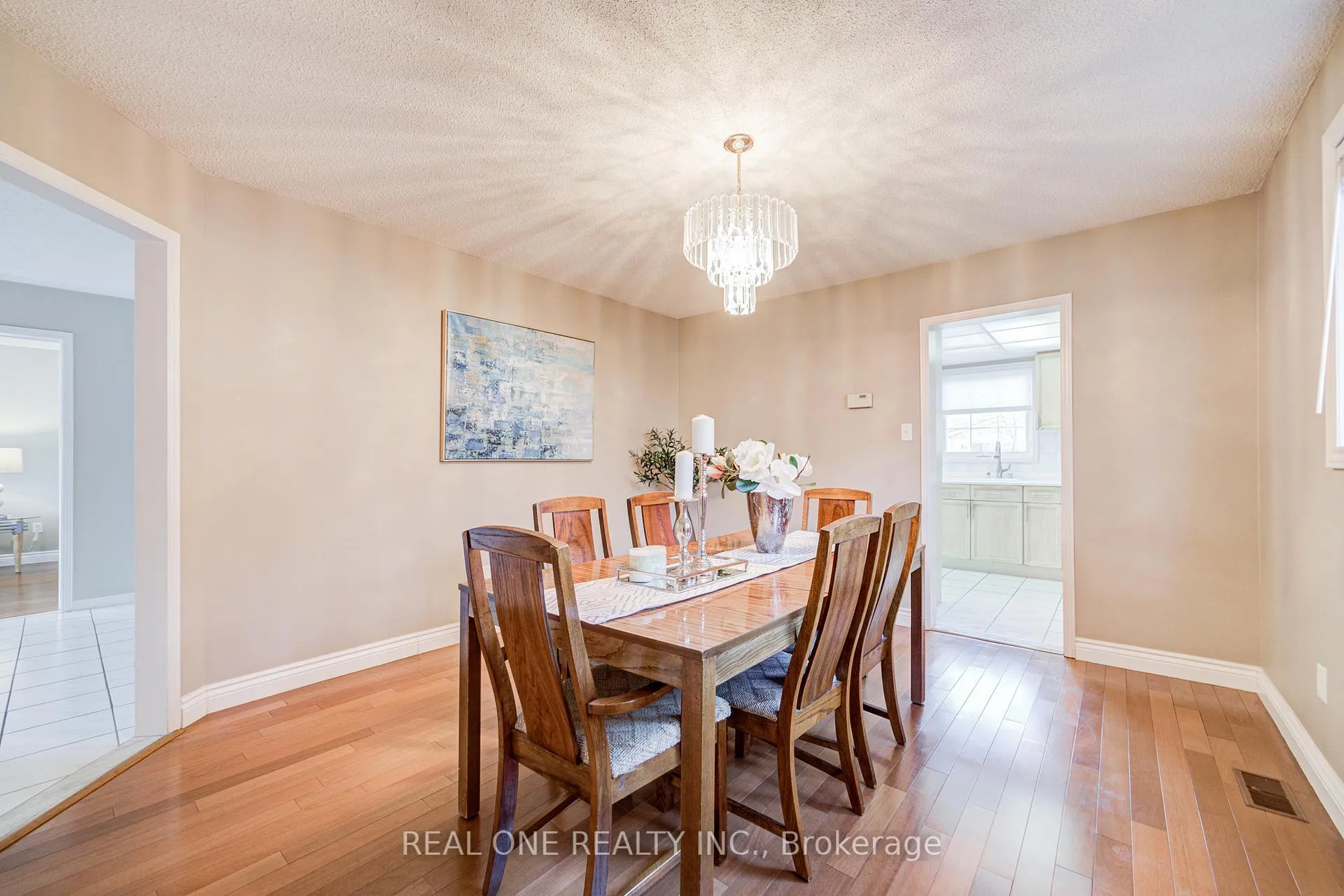 Photo 12 of 31 Coulter's Mill Gate, Vaughan, Brownridge — HOMEH