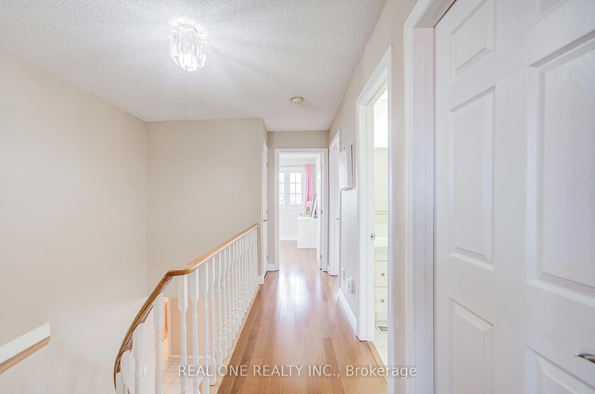 Photo 23 of 31 Coulter's Mill Gate, Vaughan, Brownridge — HOMEH