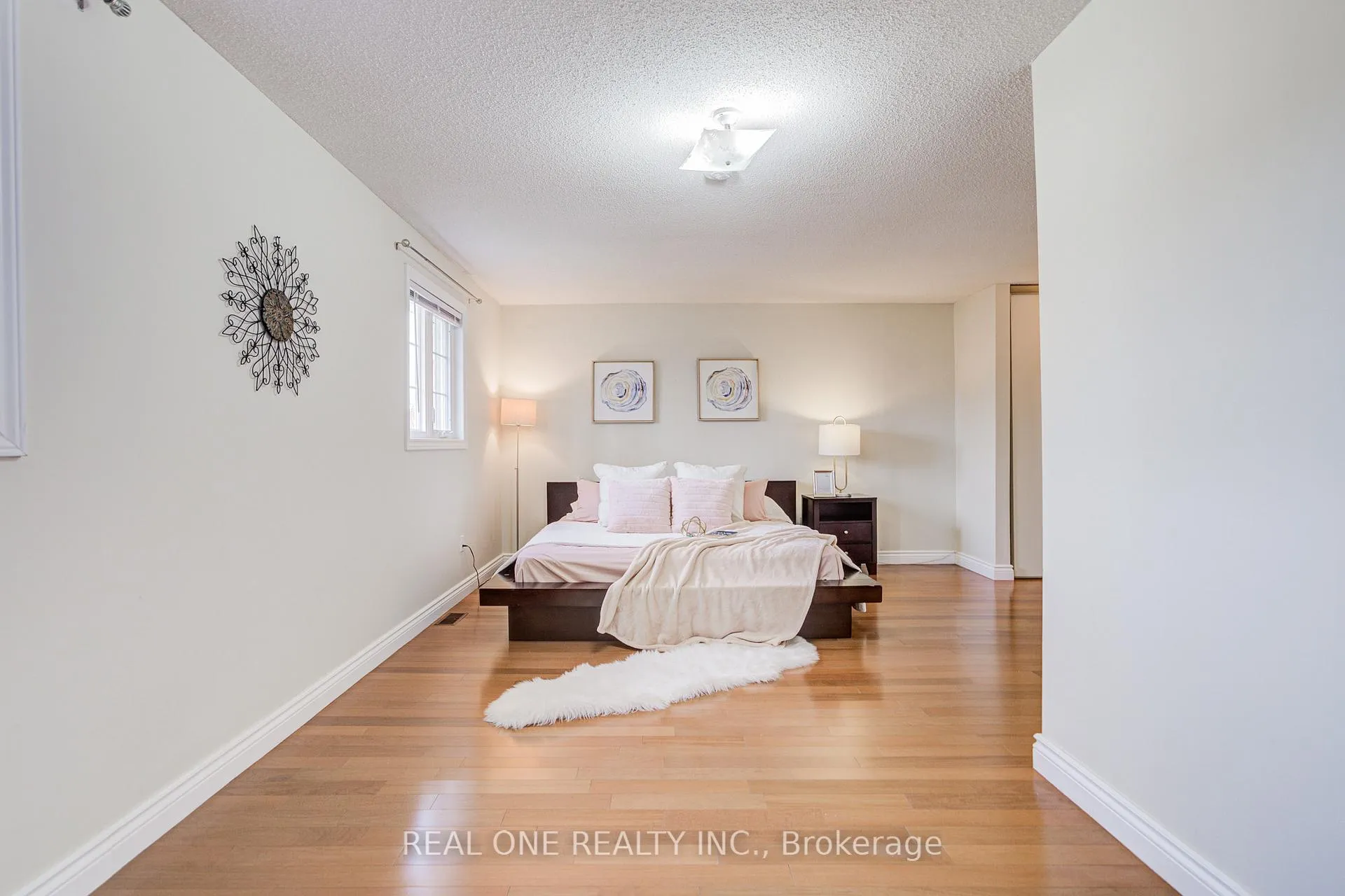 Photo 24 of 31 Coulter's Mill Gate, Vaughan, Brownridge — HOMEH