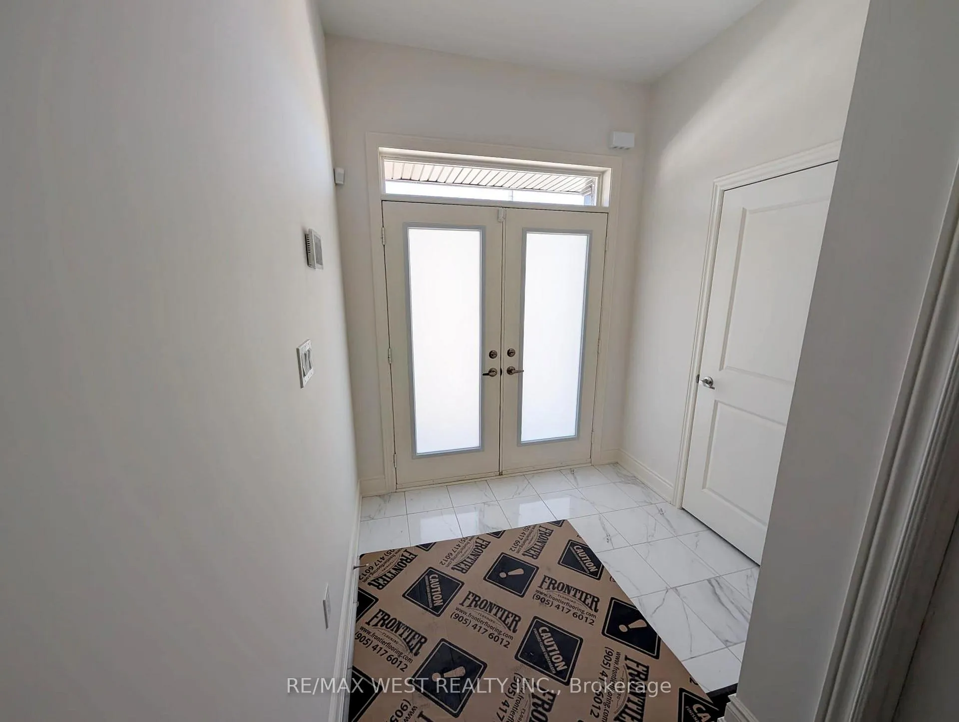 Photo 5 of 2234 Crystal Drive, Oshawa, Kedron — HOMEH
