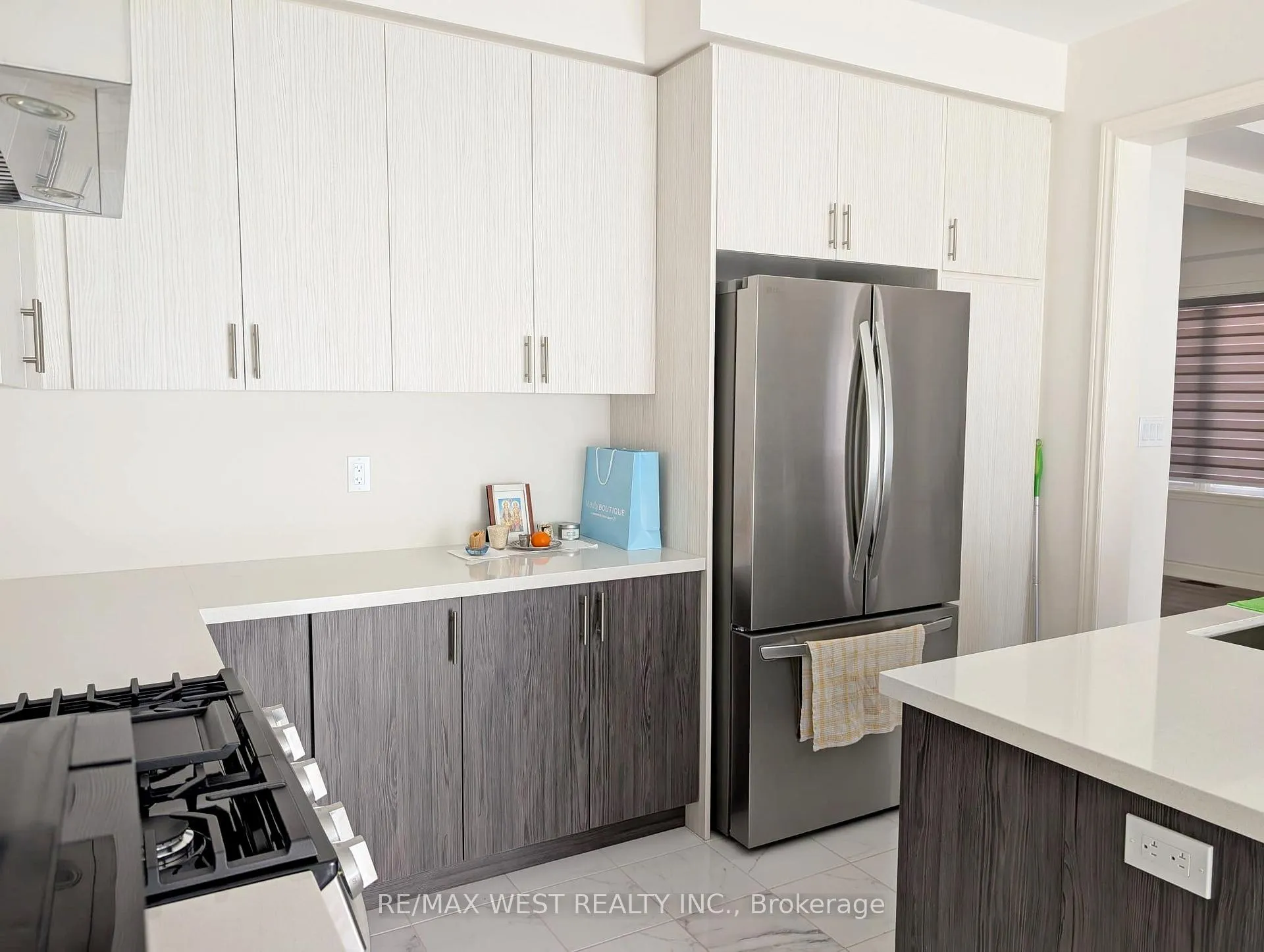 Photo 8 of 2234 Crystal Drive, Oshawa, Kedron — HOMEH