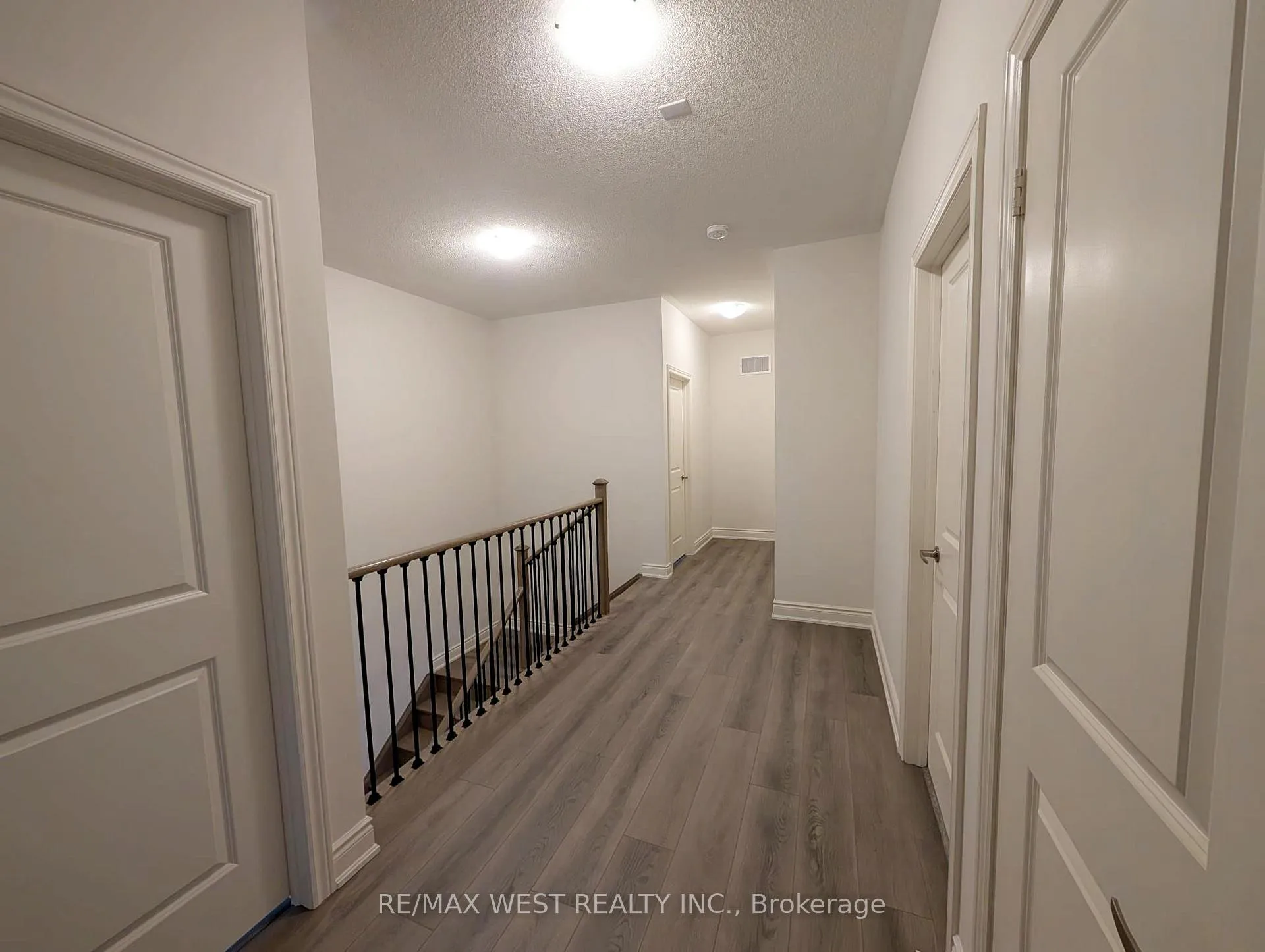 Photo 11 of 2234 Crystal Drive, Oshawa, Kedron — HOMEH