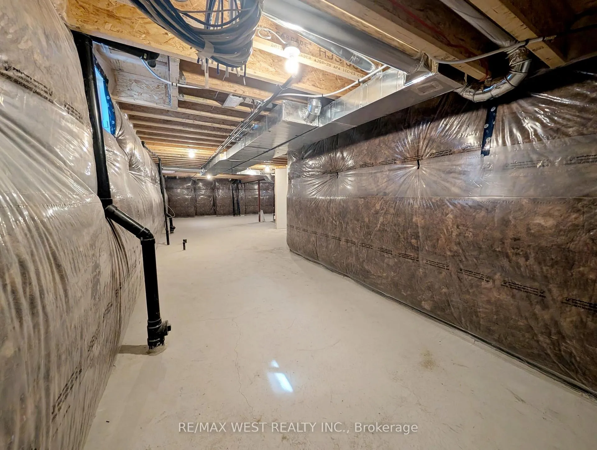 Photo 20 of 2234 Crystal Drive, Oshawa, Kedron — HOMEH
