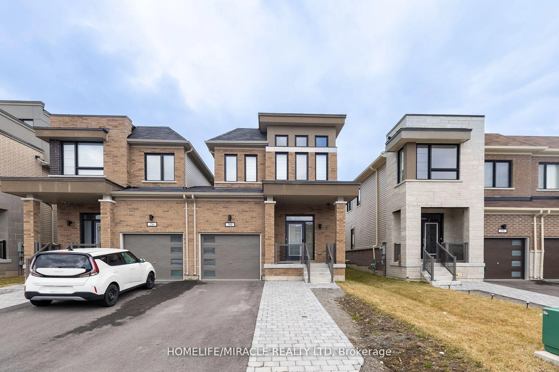 Photo 1 of Unit bsmt, 30 Clipper Lane, Clarington, Bowmanville — HOMEH
